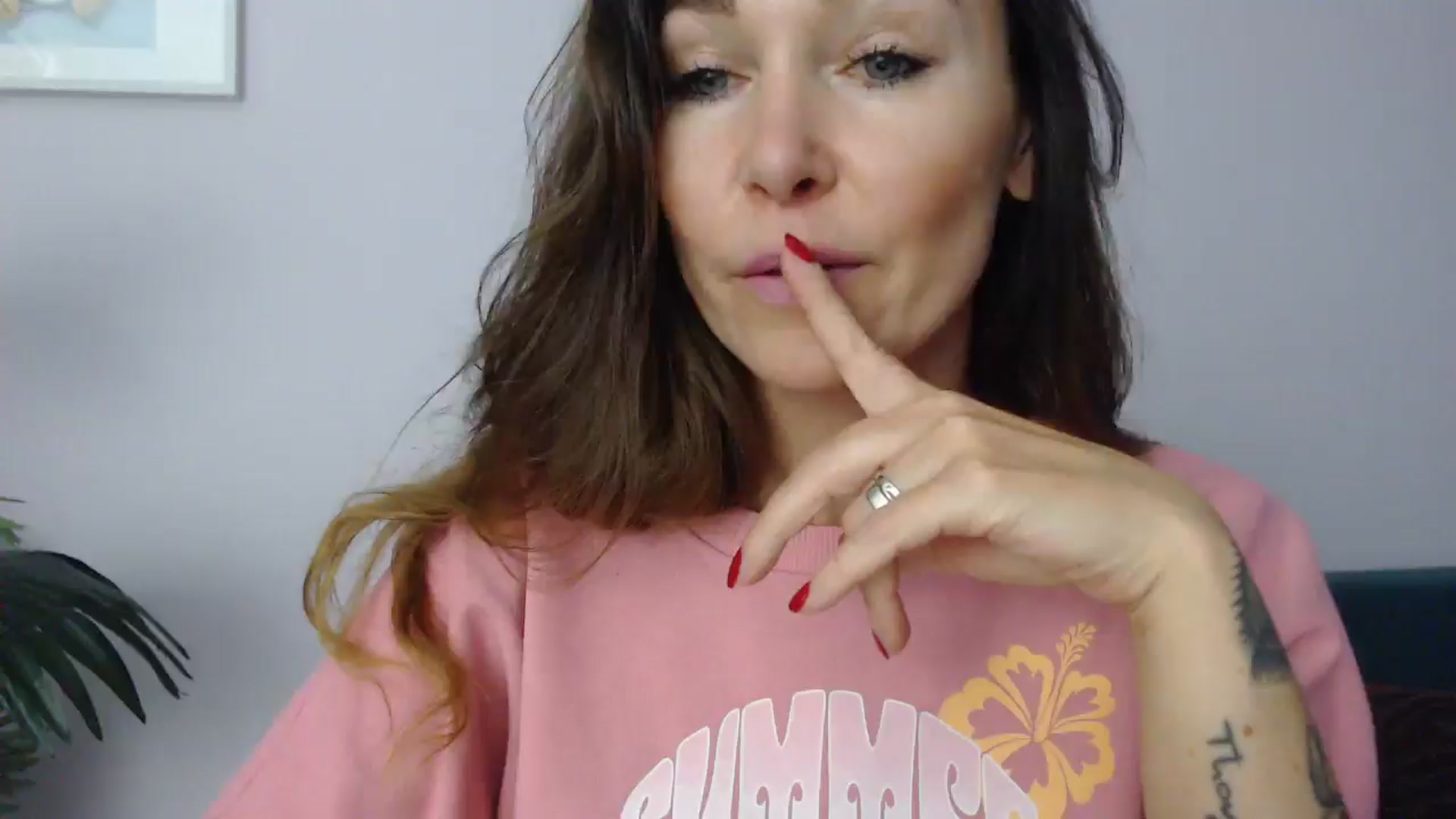 Gallery image thumbnail from Delilah_sweet's myfreecams stream on, 06/17/2025, 15:51 image 7 of 20