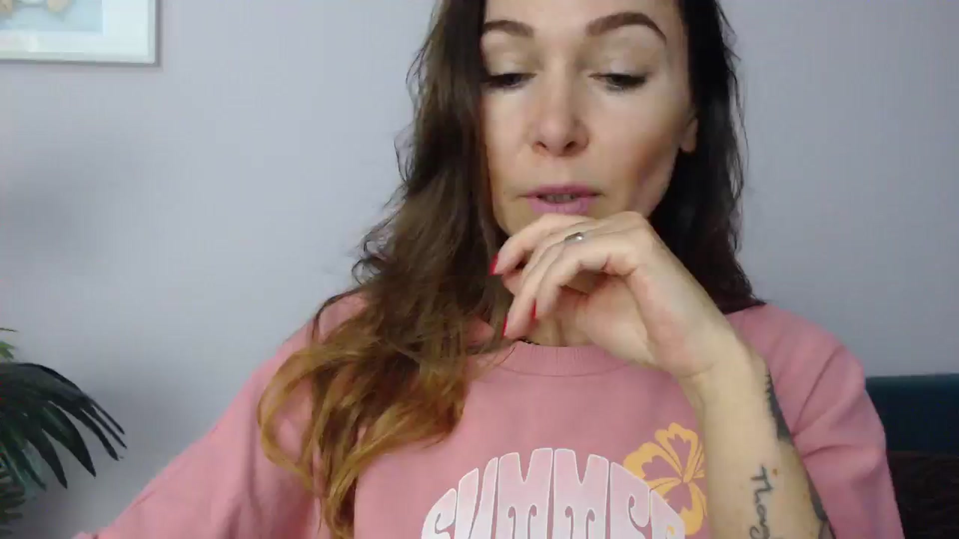 Gallery image thumbnail from Delilah_sweet's myfreecams stream on, 06/17/2025, 15:51 image 3 of 20
