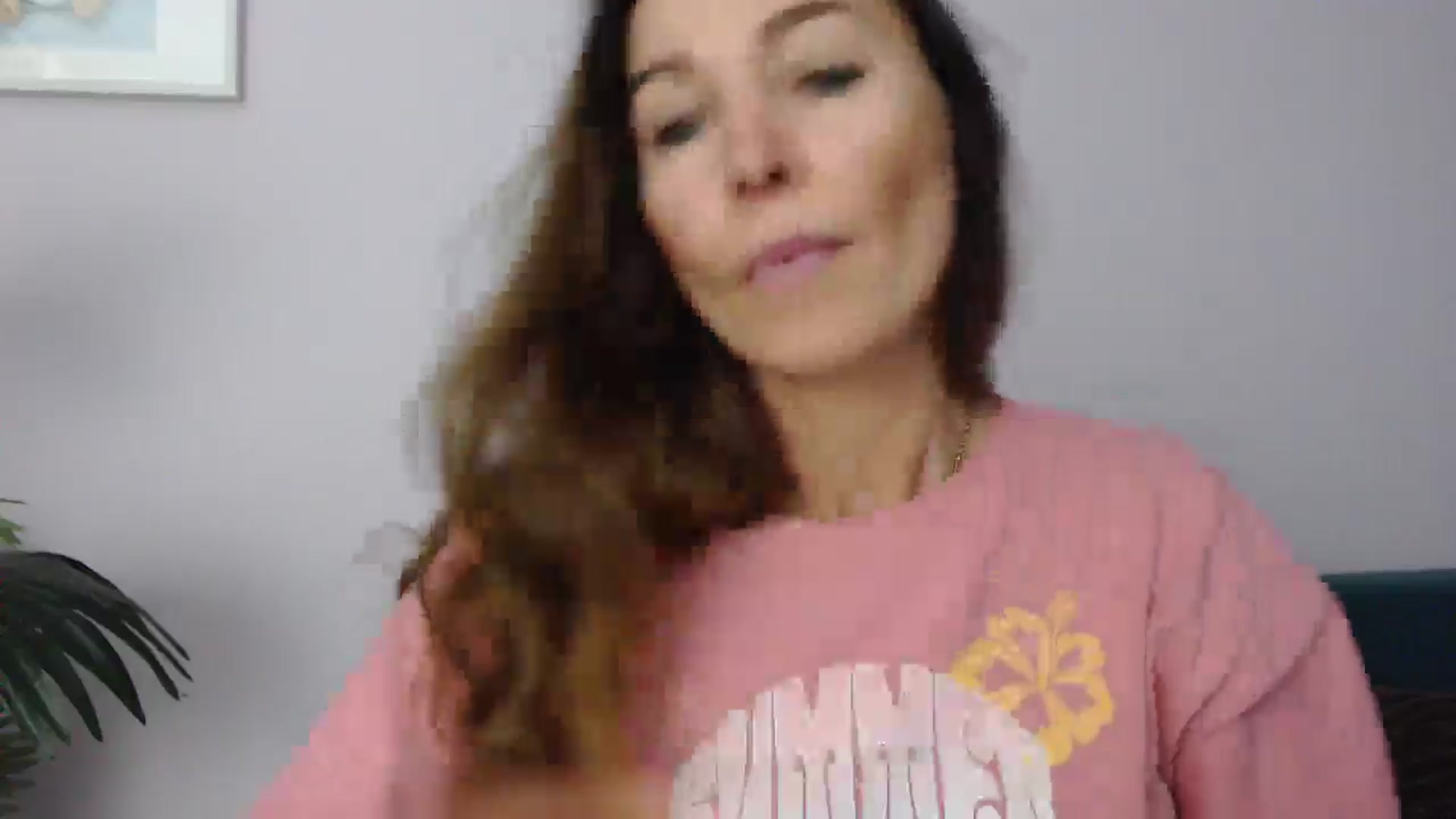Gallery image thumbnail from Delilah_sweet's myfreecams stream on, 06/17/2025, 15:51 image 14 of 20