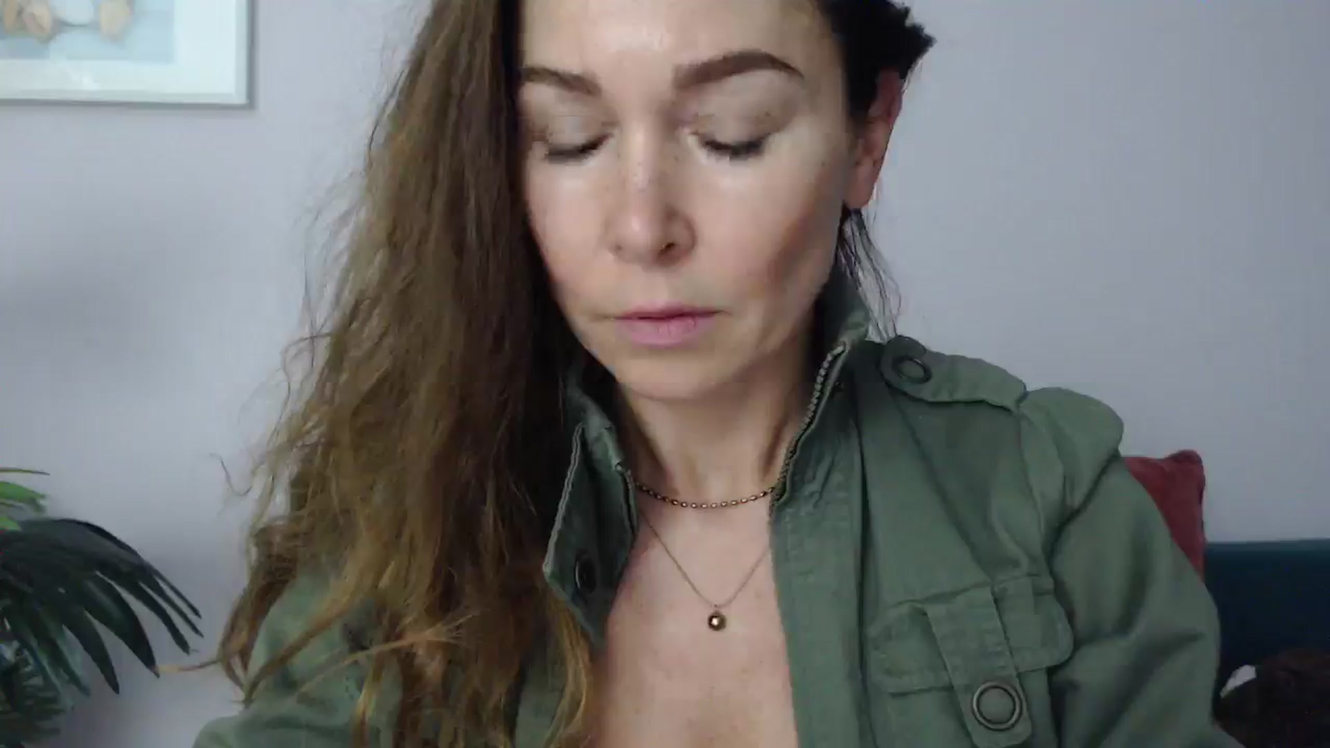 Gallery image thumbnail from Delilah_sweet's myfreecams stream on, 06/18/2025, 15:46 image 18 of 20