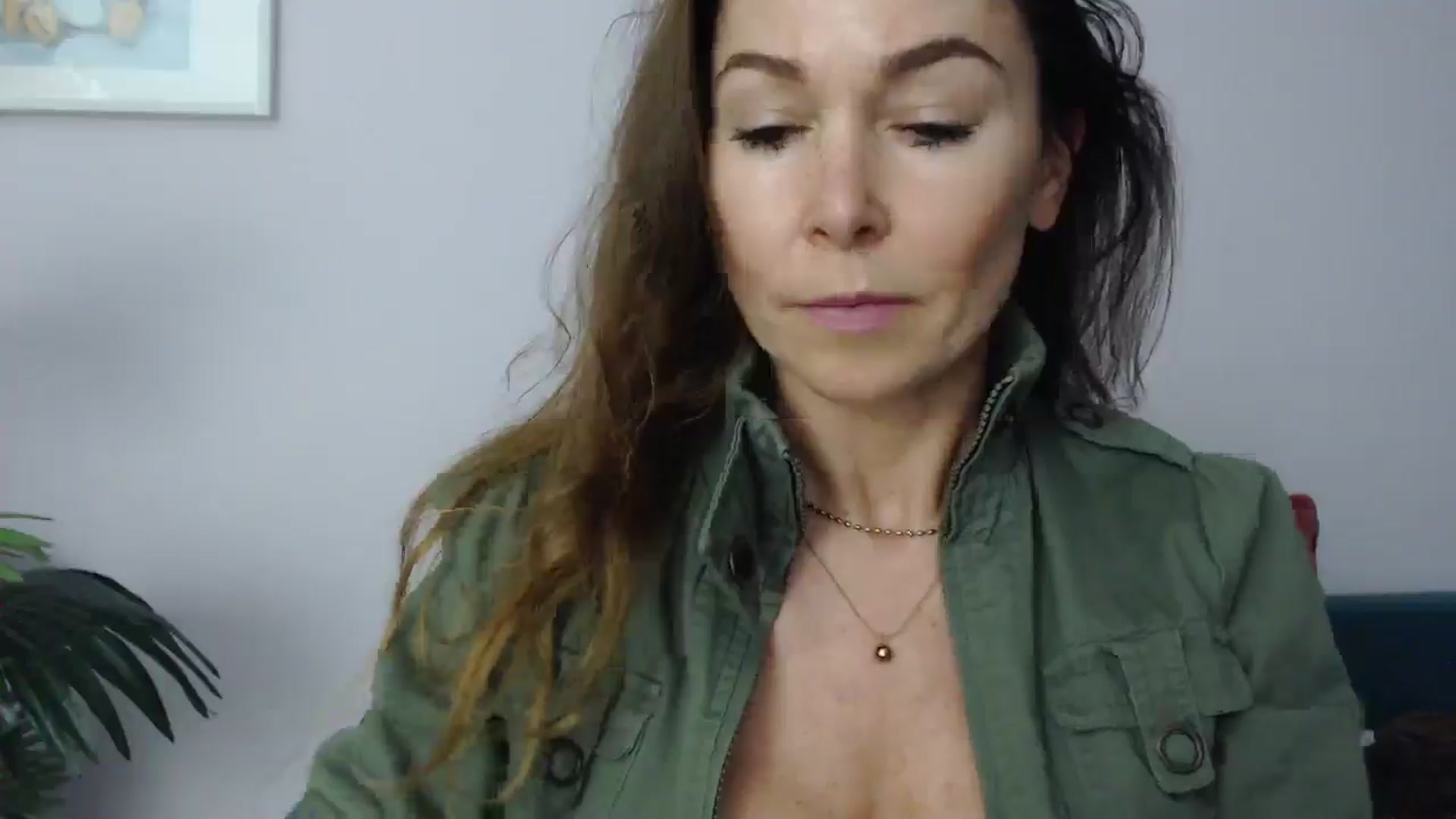 Gallery image thumbnail from Delilah_sweet's myfreecams stream on, 06/18/2025, 15:46 image 7 of 20