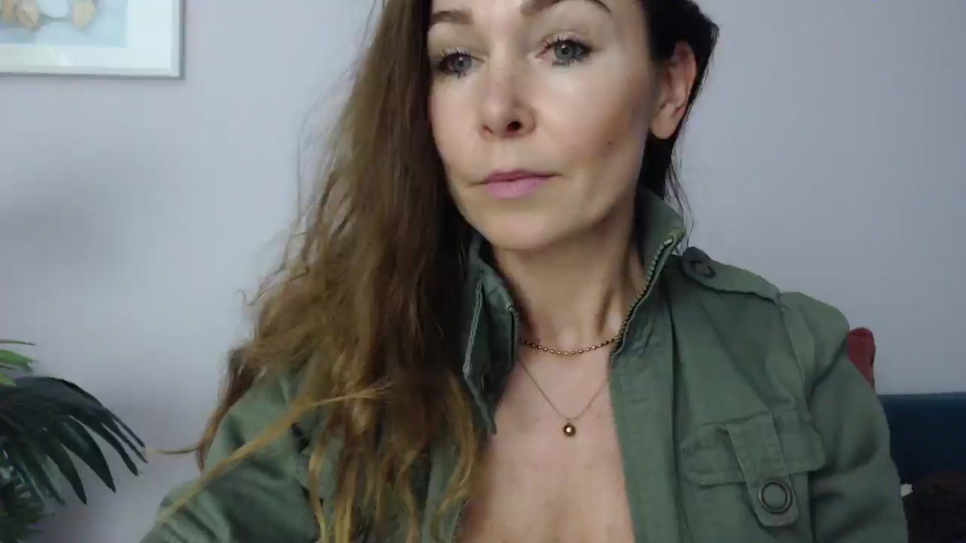 Gallery image thumbnail from Delilah_sweet's myfreecams stream on, 06/18/2025, 15:46 image 19 of 20