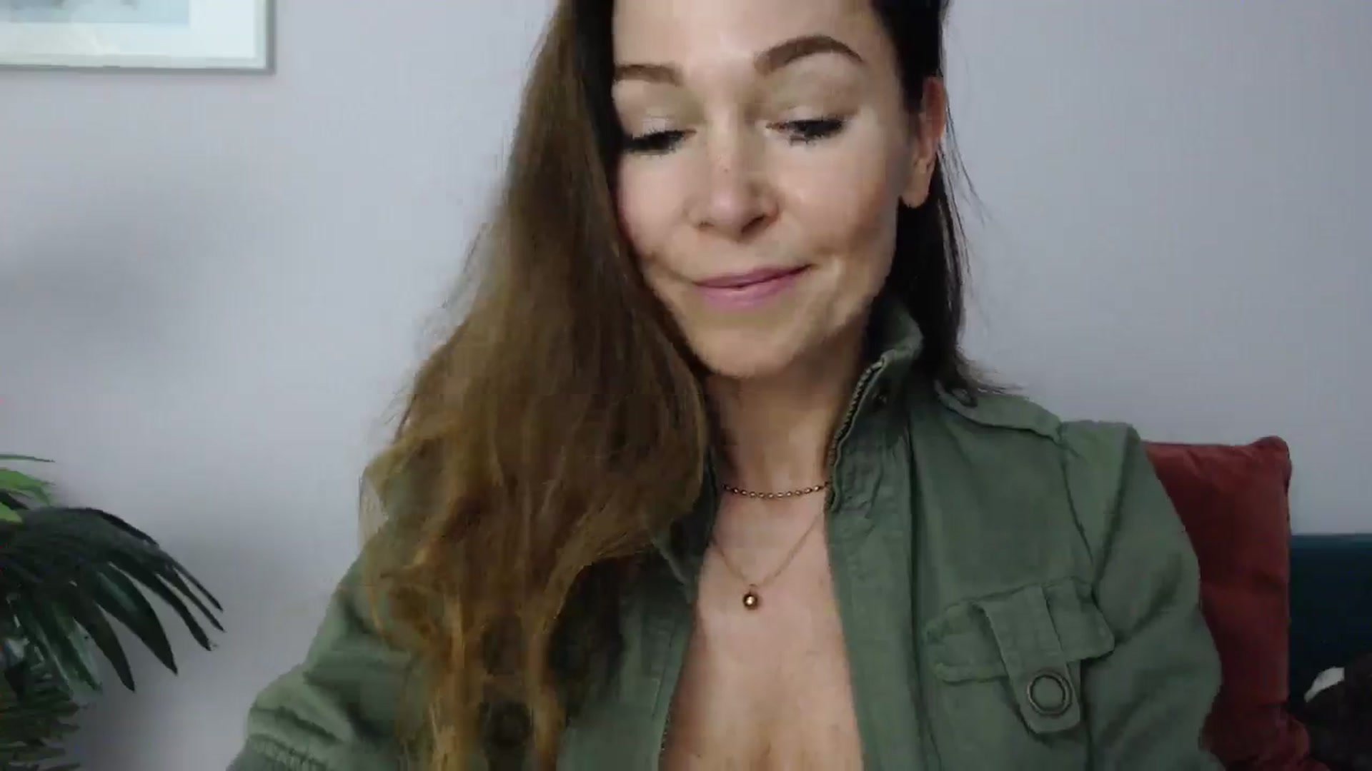 Gallery image thumbnail from Delilah_sweet's myfreecams stream on, 06/18/2025, 16:18 image 4 of 20