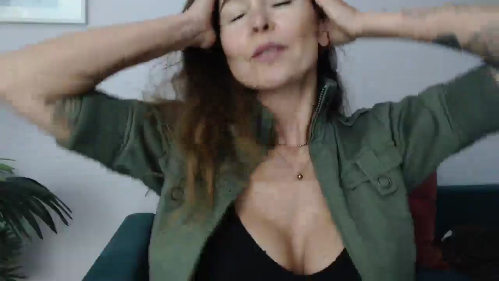 Gallery image thumbnail from Delilah_sweet's myfreecams stream on, 06/18/2025, 17:48 image 10 of 20