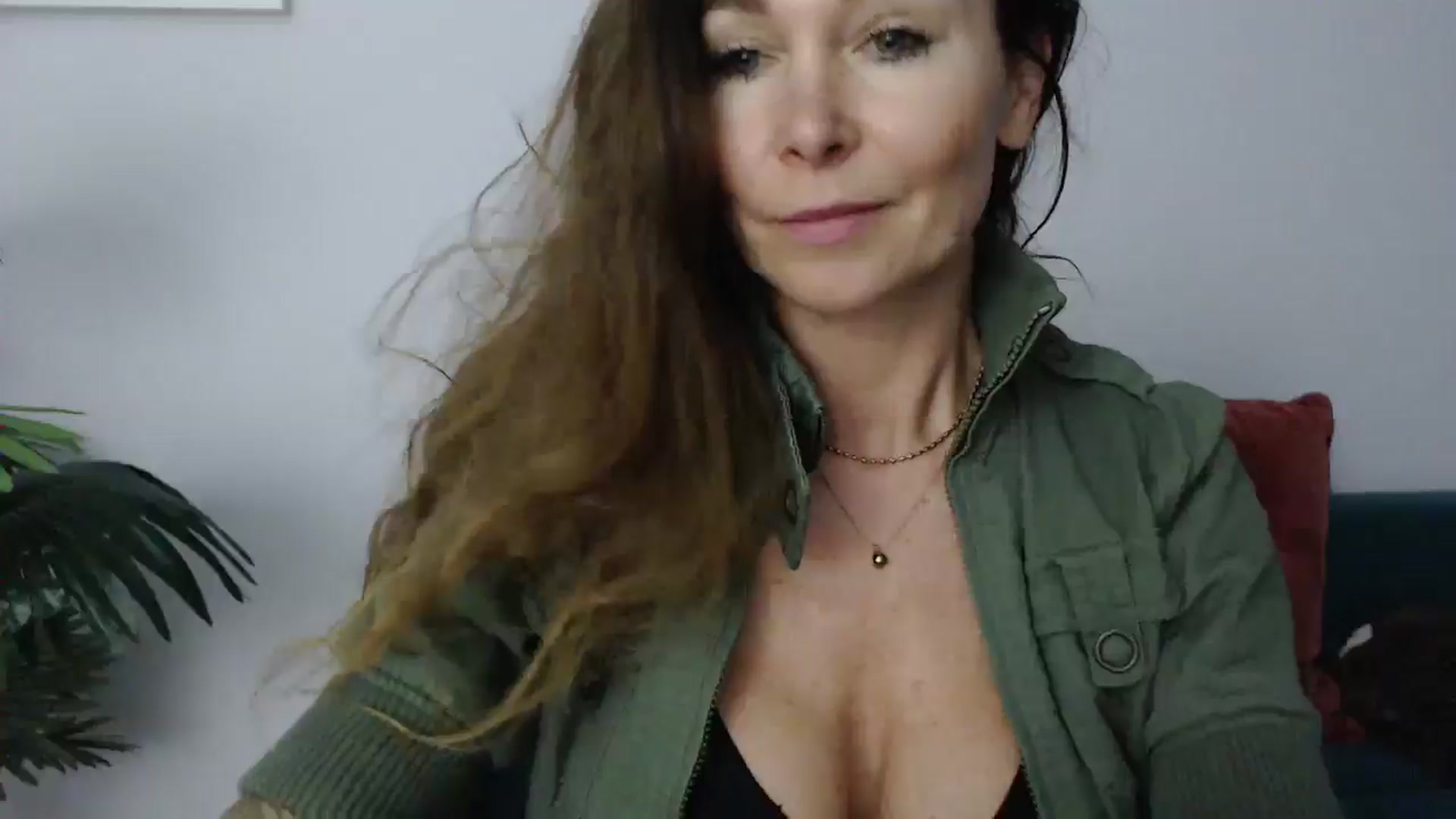 Gallery image thumbnail from Delilah_sweet's myfreecams stream on, 06/18/2025, 17:48 image 4 of 20