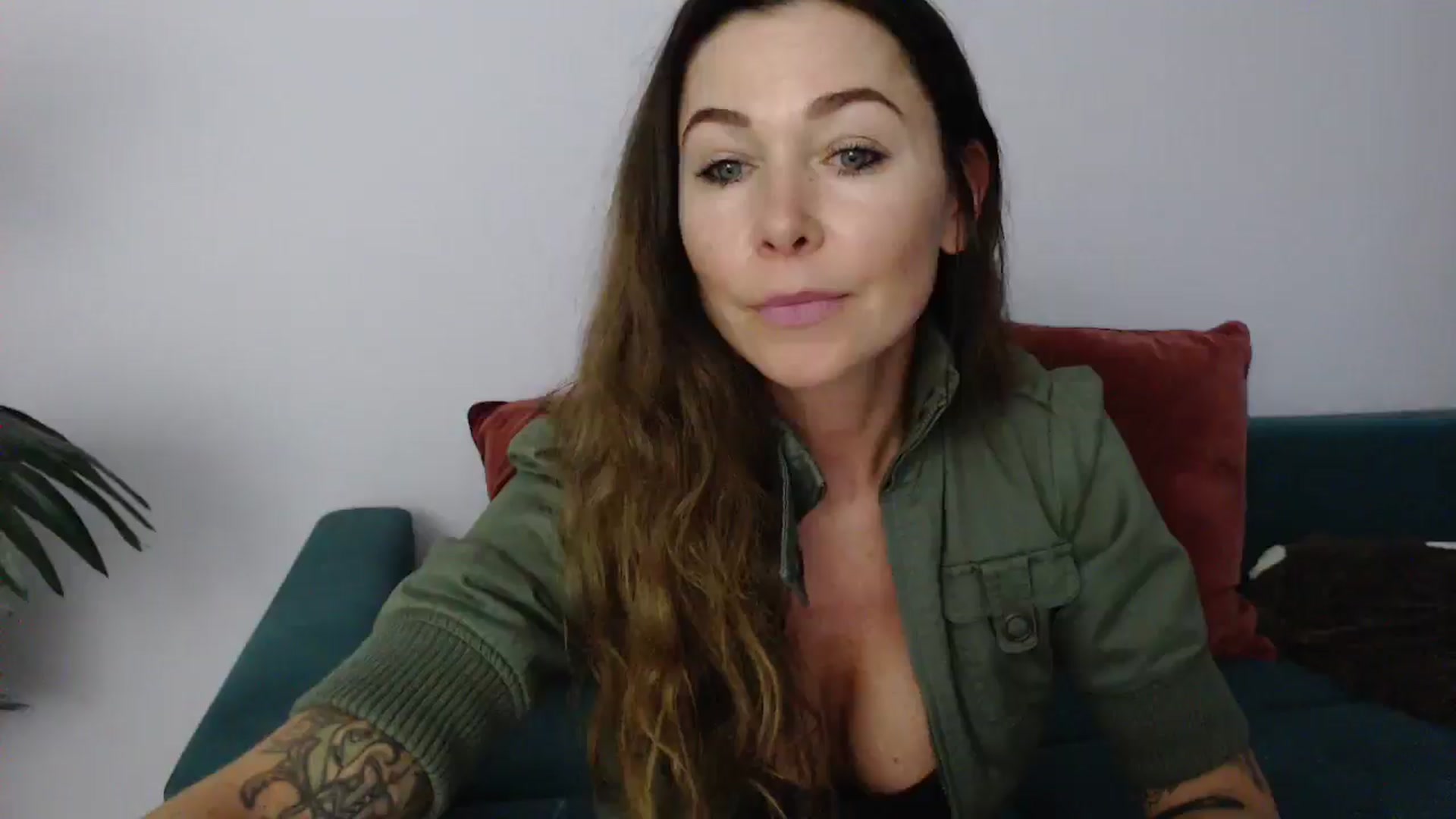 Gallery image thumbnail from Delilah_sweet's myfreecams stream on, 06/30/2025, 16:54 image 16 of 20