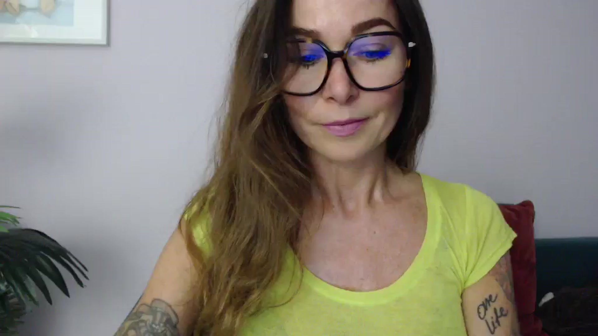 Gallery image thumbnail from Delilah_sweet's myfreecams stream on, 07/01/2025, 16:00 image 19 of 20