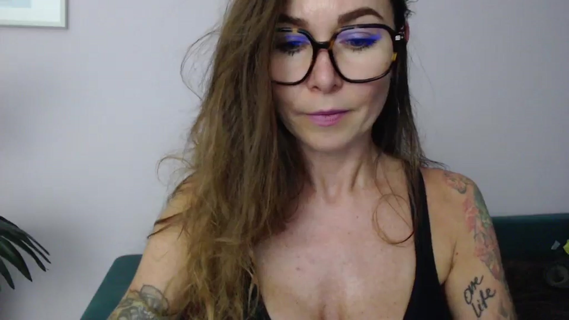 Gallery image thumbnail from Delilah_sweet's myfreecams stream on, 07/01/2025, 17:51 image 16 of 20