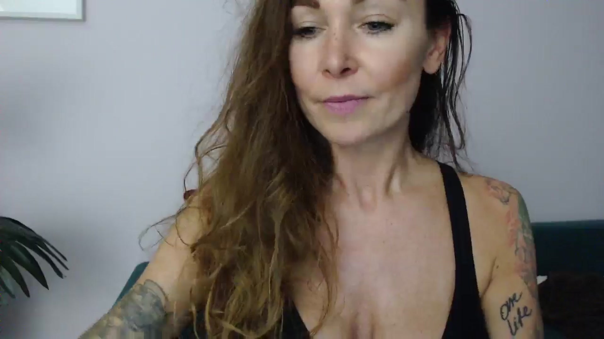 Gallery image thumbnail from Delilah_sweet's myfreecams stream on, 07/02/2025, 17:31 image 4 of 20