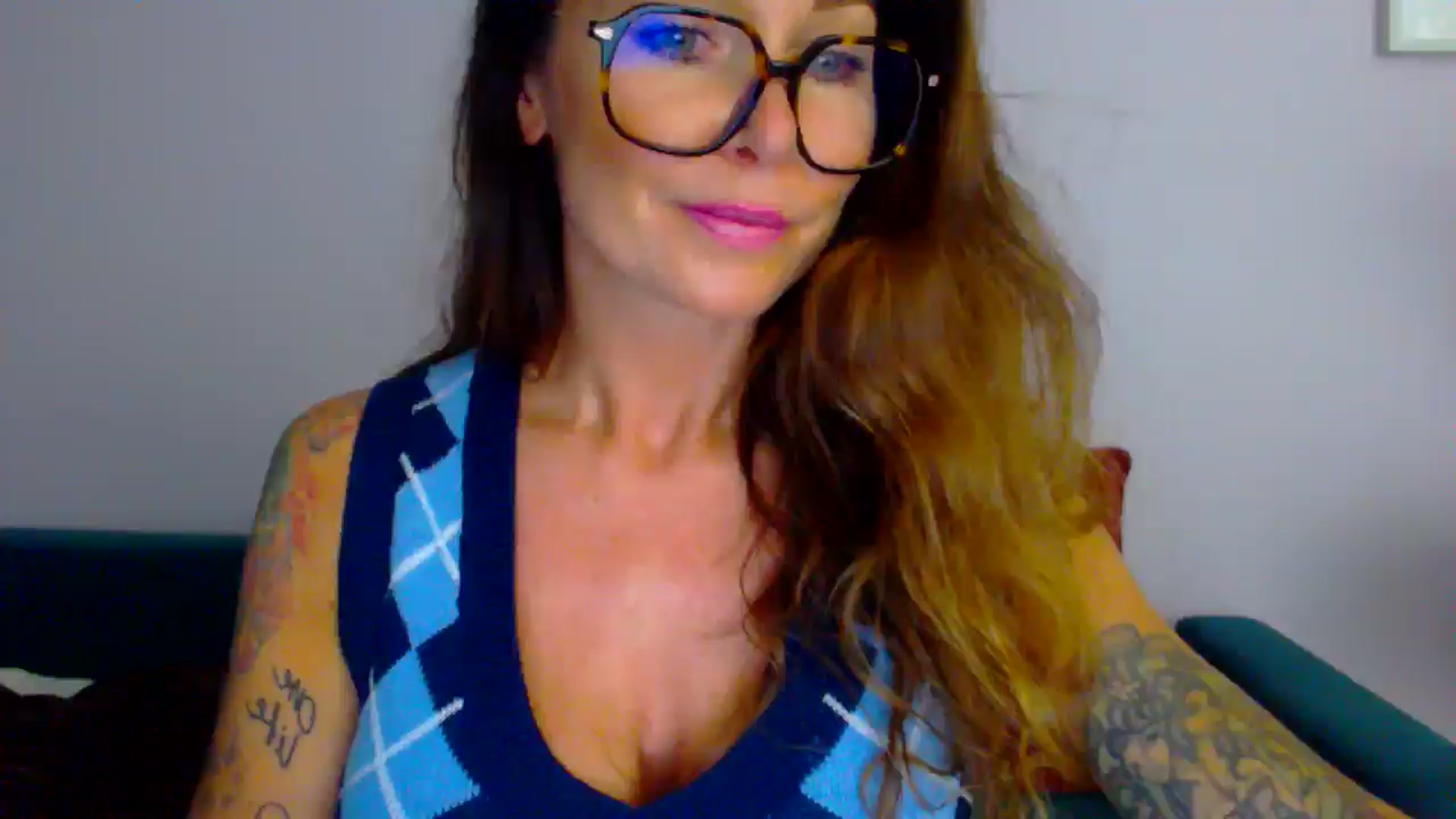 Gallery image thumbnail from Delilah_sweet's myfreecams stream on, 07/08/2025, 16:18 image 12 of 20
