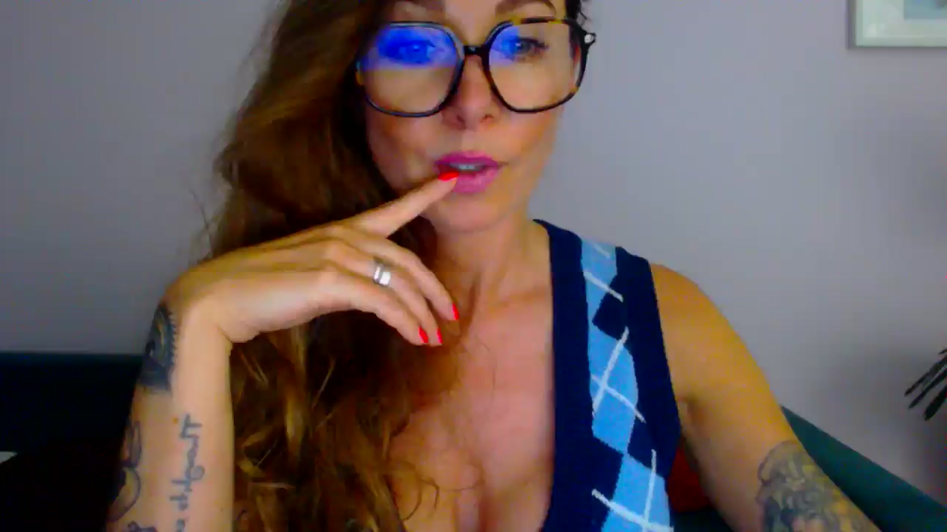 Gallery image thumbnail from Delilah_sweet's myfreecams stream on, 07/08/2025, 17:07 image 18 of 20