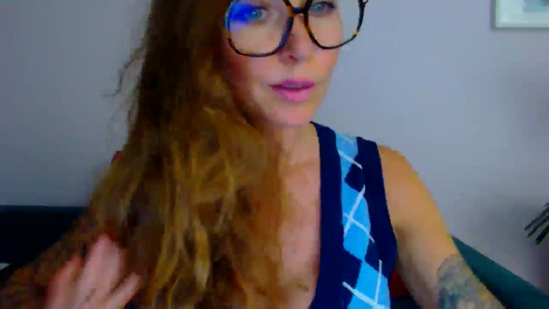 Gallery image thumbnail from Delilah_sweet's myfreecams stream on, 07/08/2025, 17:07 image 11 of 20