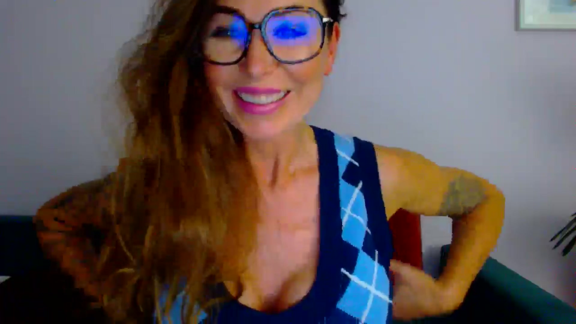 Gallery image thumbnail from Delilah_sweet's myfreecams stream on, 07/08/2025, 17:07 image 7 of 20