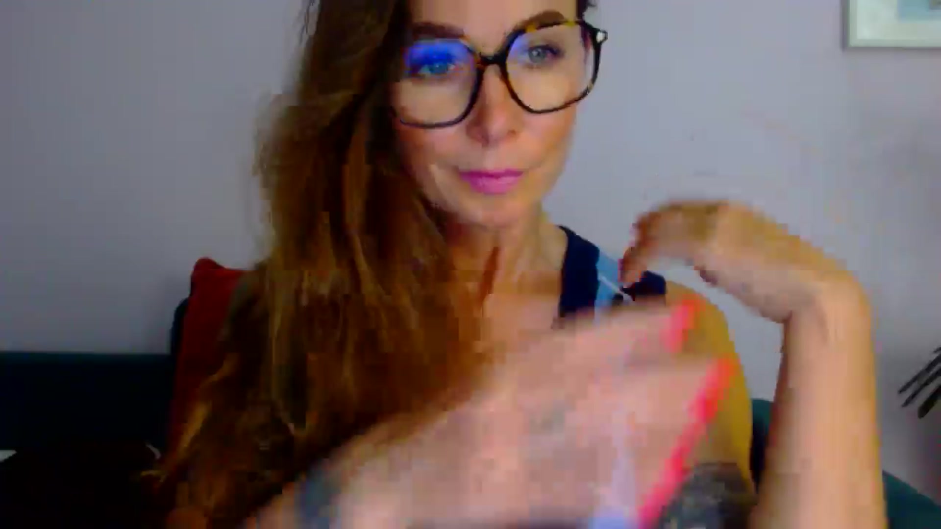 Gallery image thumbnail from Delilah_sweet's myfreecams stream on, 07/08/2025, 17:07 image 3 of 20