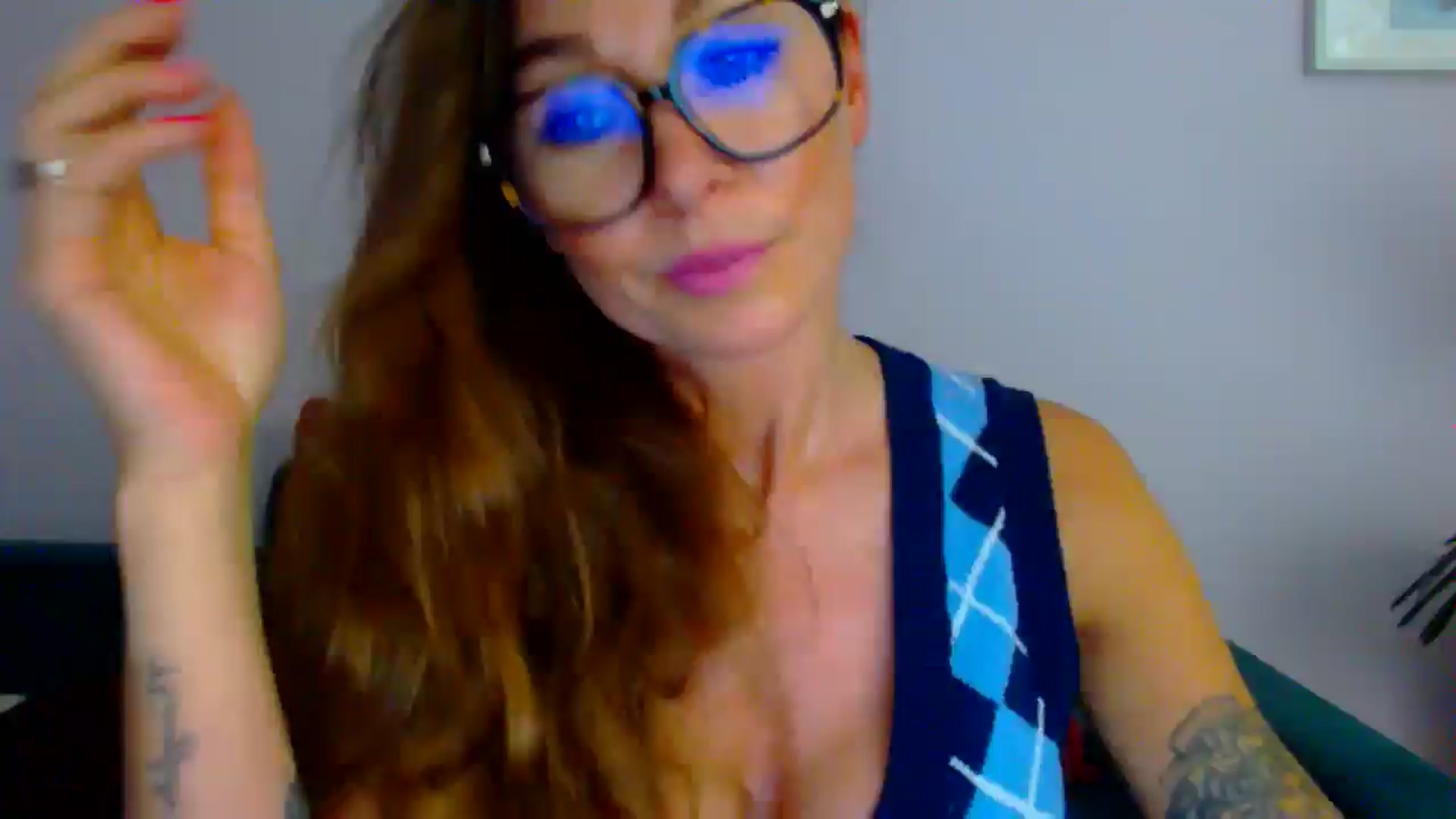 Gallery image thumbnail from Delilah_sweet's myfreecams stream on, 07/08/2025, 17:07 image 17 of 20