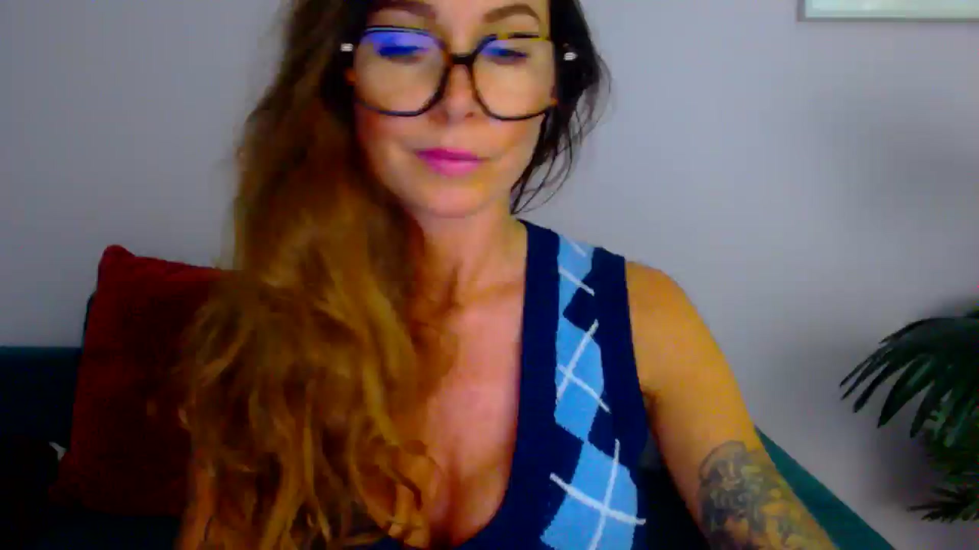 Gallery image thumbnail from Delilah_sweet's myfreecams stream on, 07/08/2025, 17:49 image 6 of 20