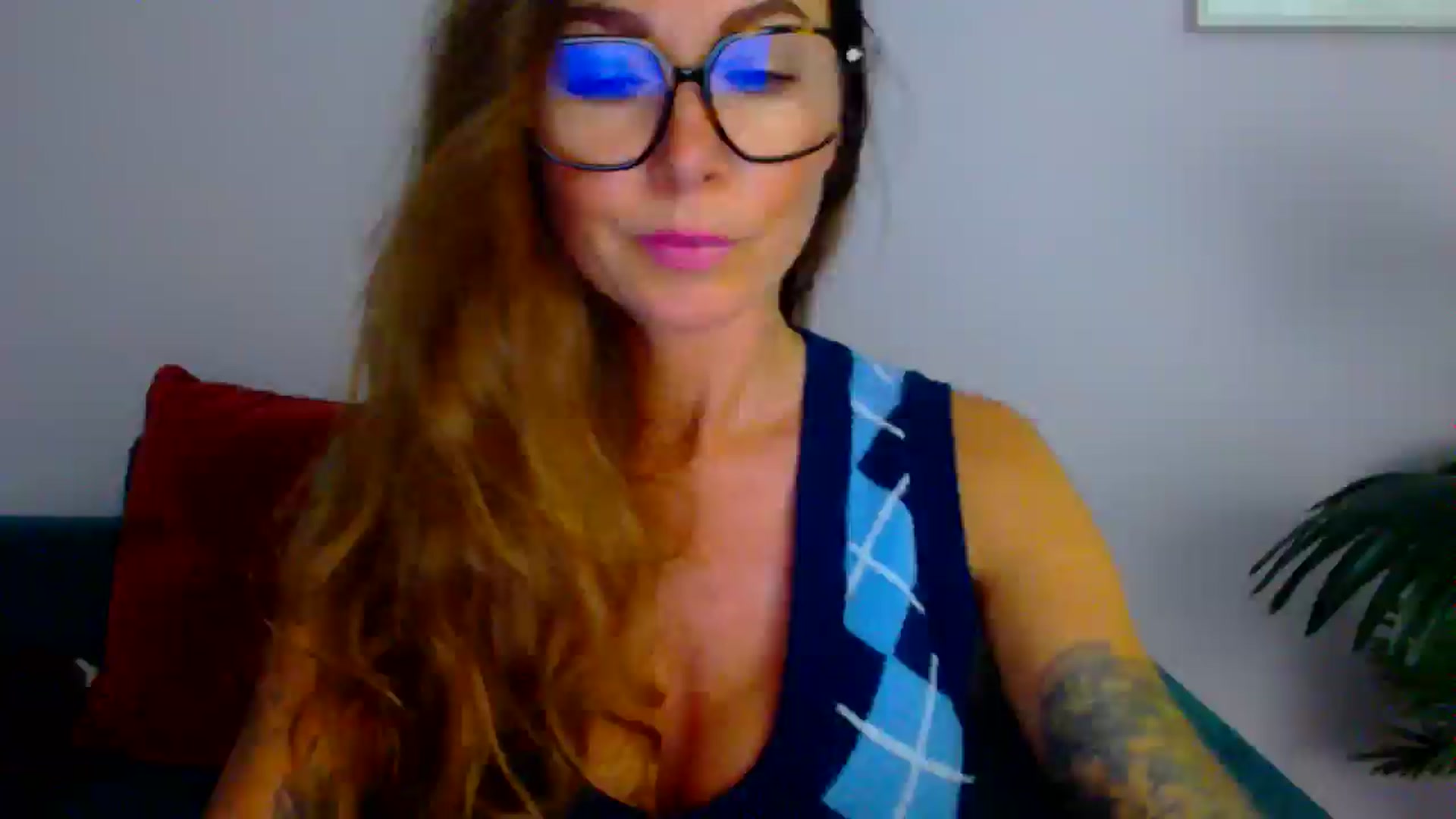 Gallery image thumbnail from Delilah_sweet's myfreecams stream on, 07/08/2025, 17:49 image 1 of 20