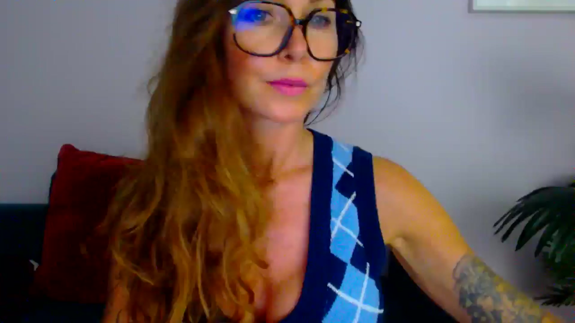 Gallery image thumbnail from Delilah_sweet's myfreecams stream on, 07/08/2025, 17:49 image 5 of 20
