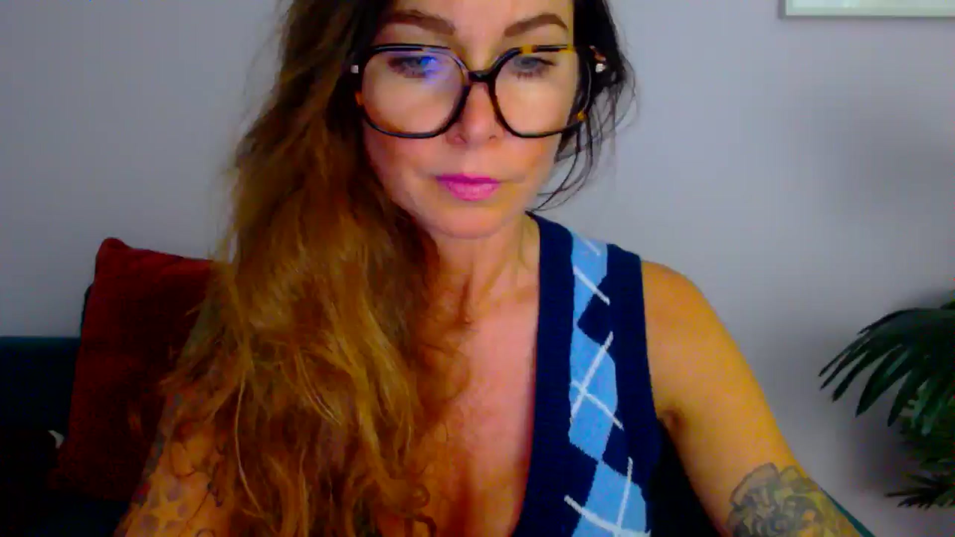 Gallery image thumbnail from Delilah_sweet's myfreecams stream on, 07/08/2025, 17:49 image 9 of 20