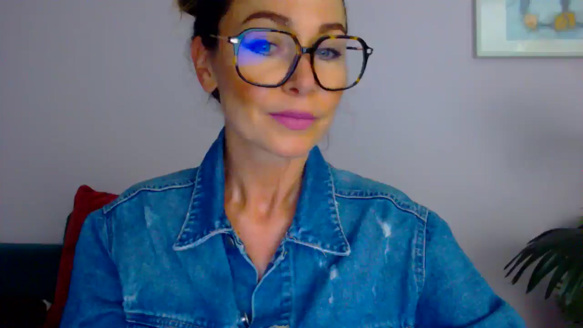 Gallery image thumbnail from Delilah_sweet's myfreecams stream on, 07/09/2025, 16:05 image 15 of 20