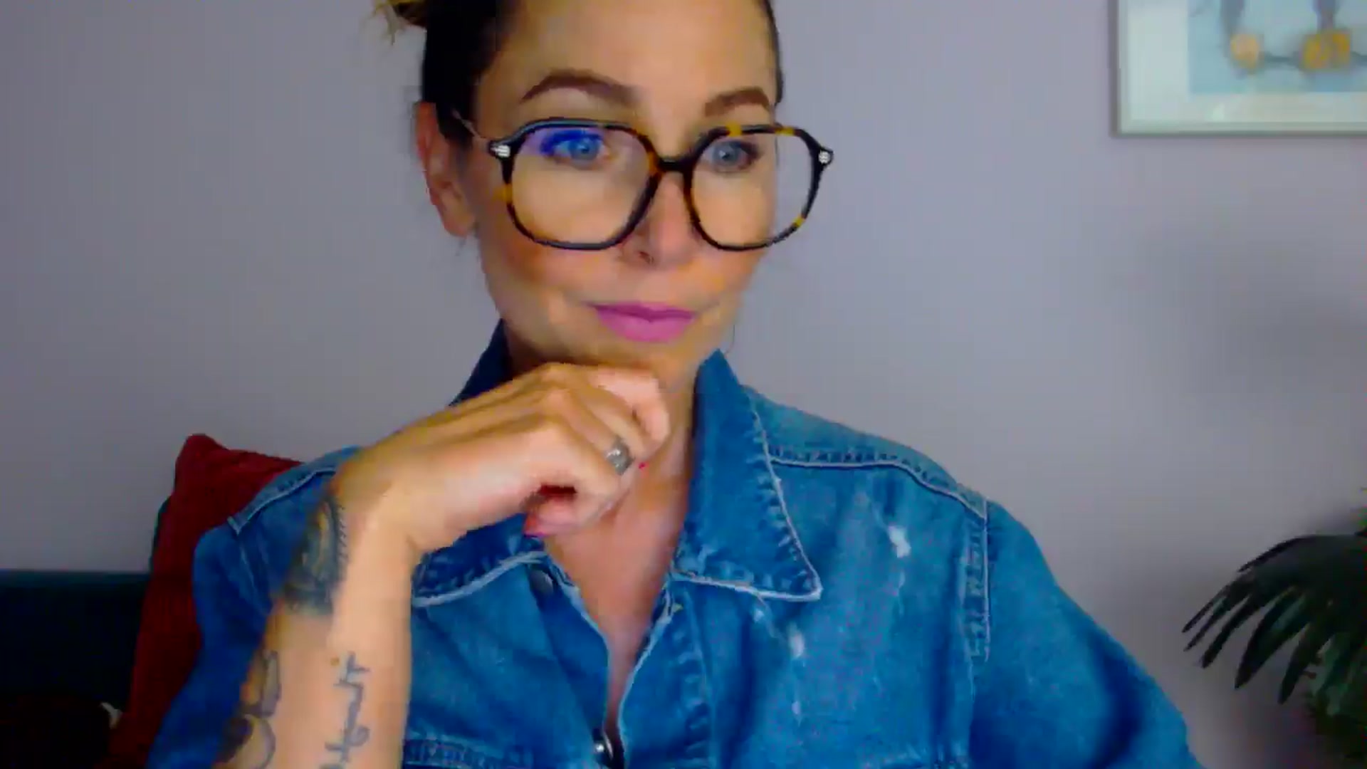 Gallery image thumbnail from Delilah_sweet's myfreecams stream on, 07/09/2025, 16:05 image 10 of 20
