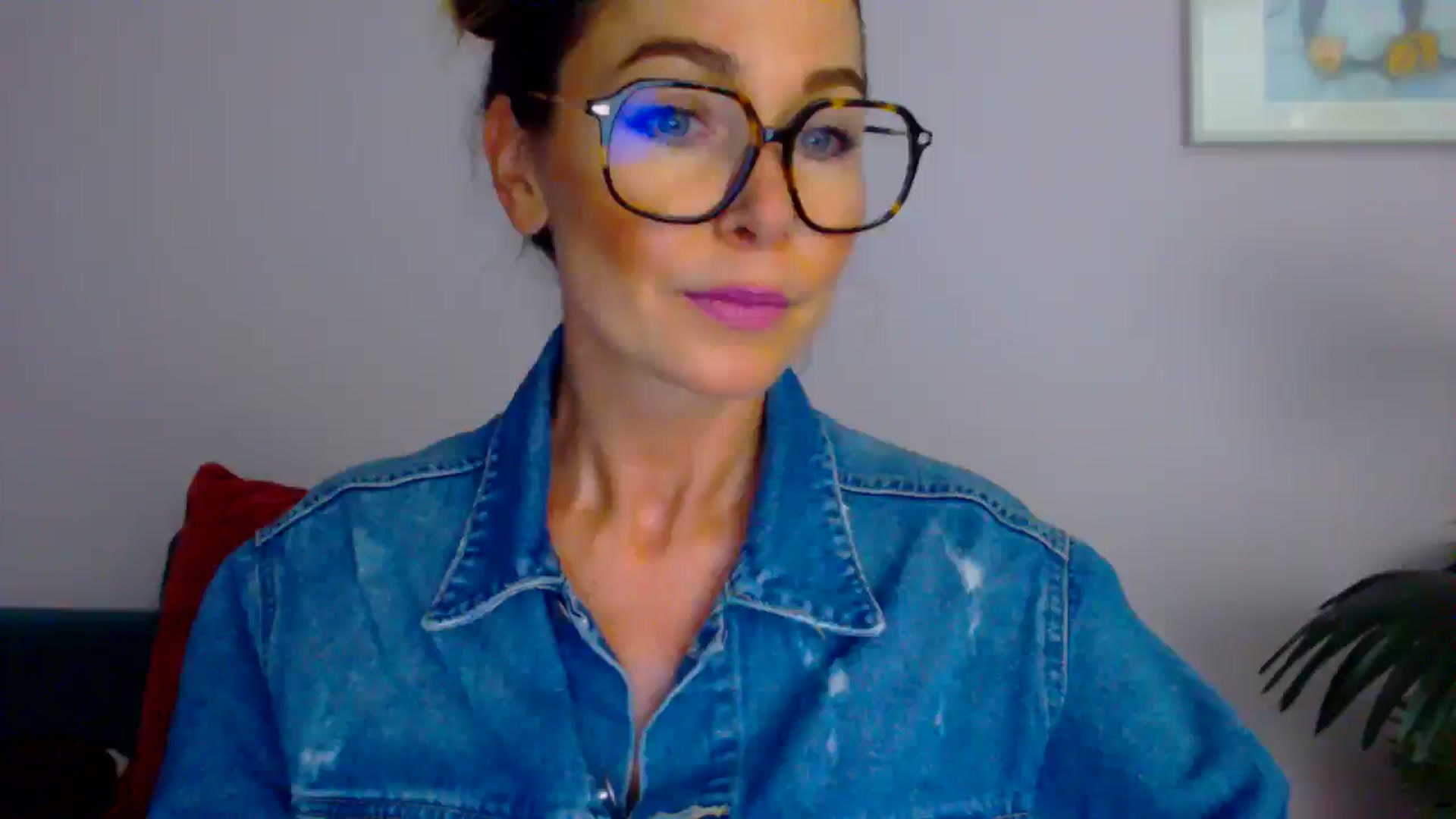 Gallery image thumbnail from Delilah_sweet's myfreecams stream on, 07/09/2025, 16:05 image 3 of 20