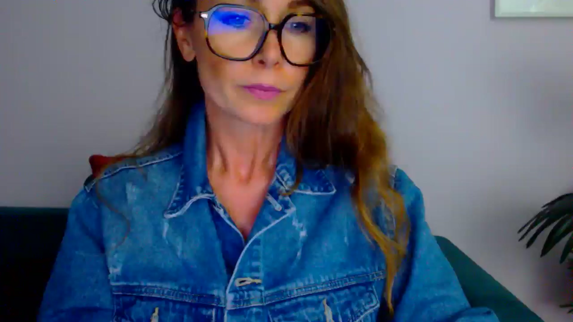 Gallery image thumbnail from Delilah_sweet's myfreecams stream on, 07/09/2025, 17:18 image 18 of 20