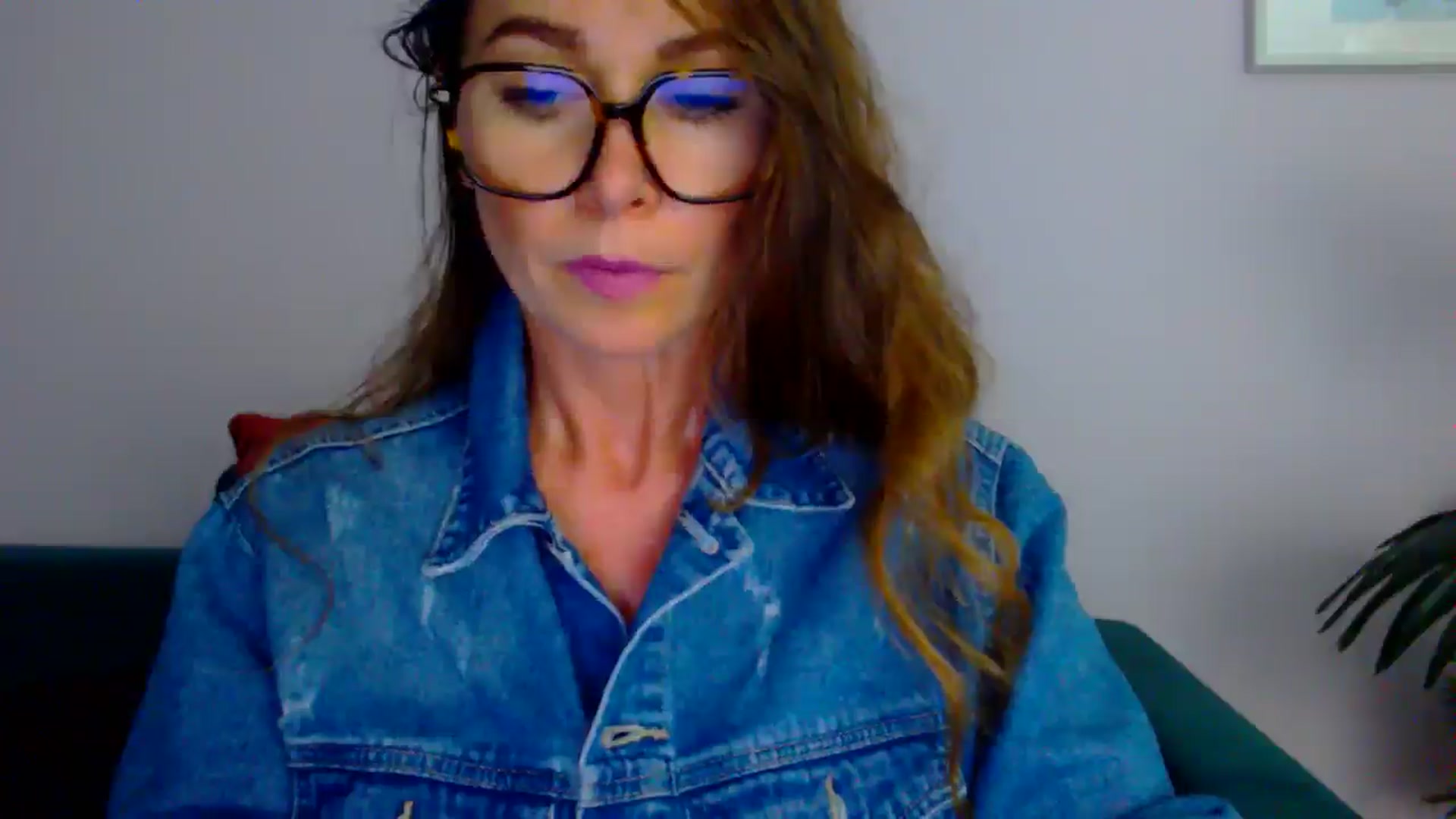 Gallery image thumbnail from Delilah_sweet's myfreecams stream on, 07/09/2025, 17:18 image 16 of 20