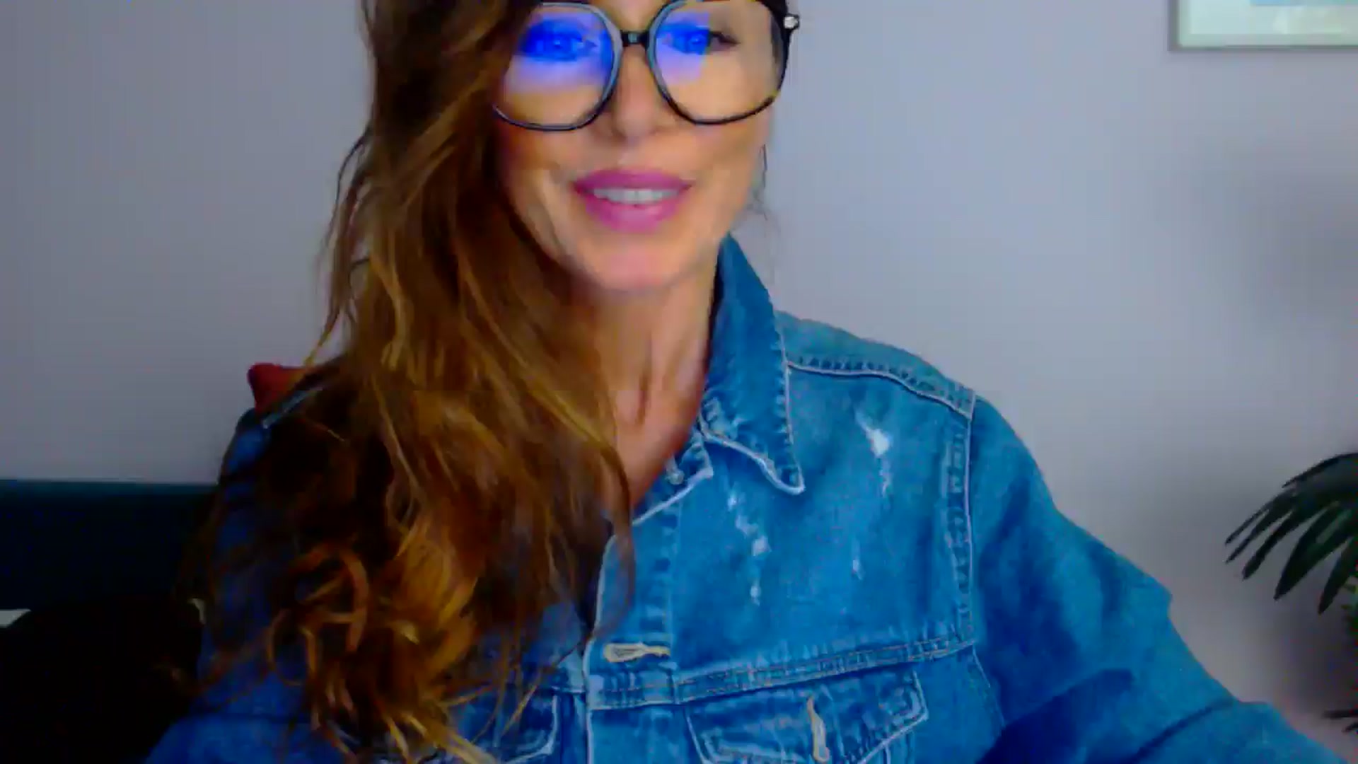 Gallery image thumbnail from Delilah_sweet's myfreecams stream on, 07/10/2025, 14:30 image 7 of 20