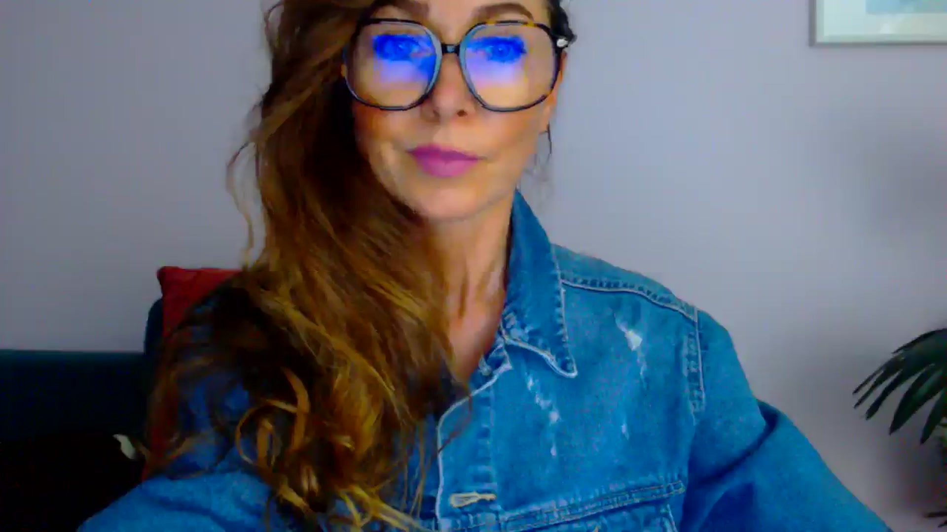 Gallery image thumbnail from Delilah_sweet's myfreecams stream on, 07/10/2025, 14:30 image 4 of 20
