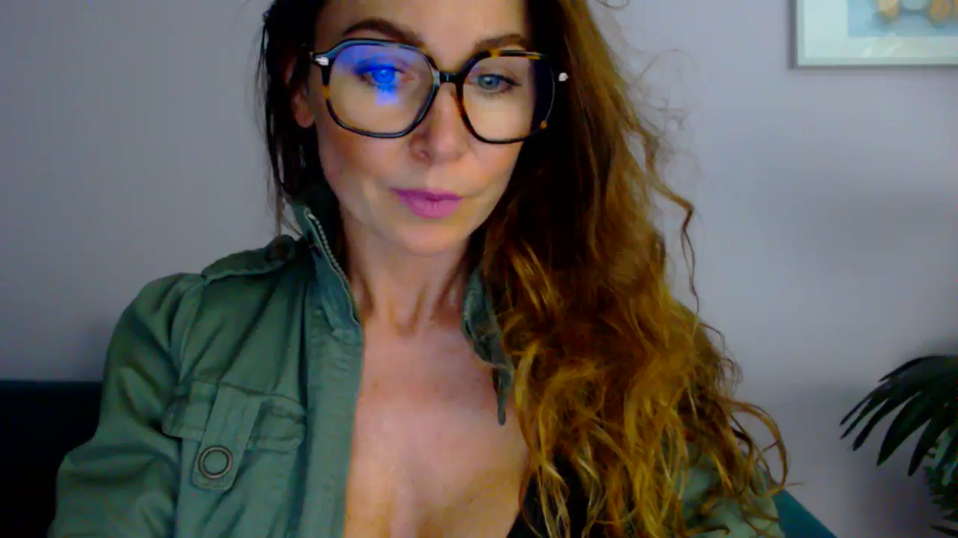 Gallery image thumbnail from Delilah_sweet's myfreecams stream on, 07/14/2025, 16:13 image 2 of 20