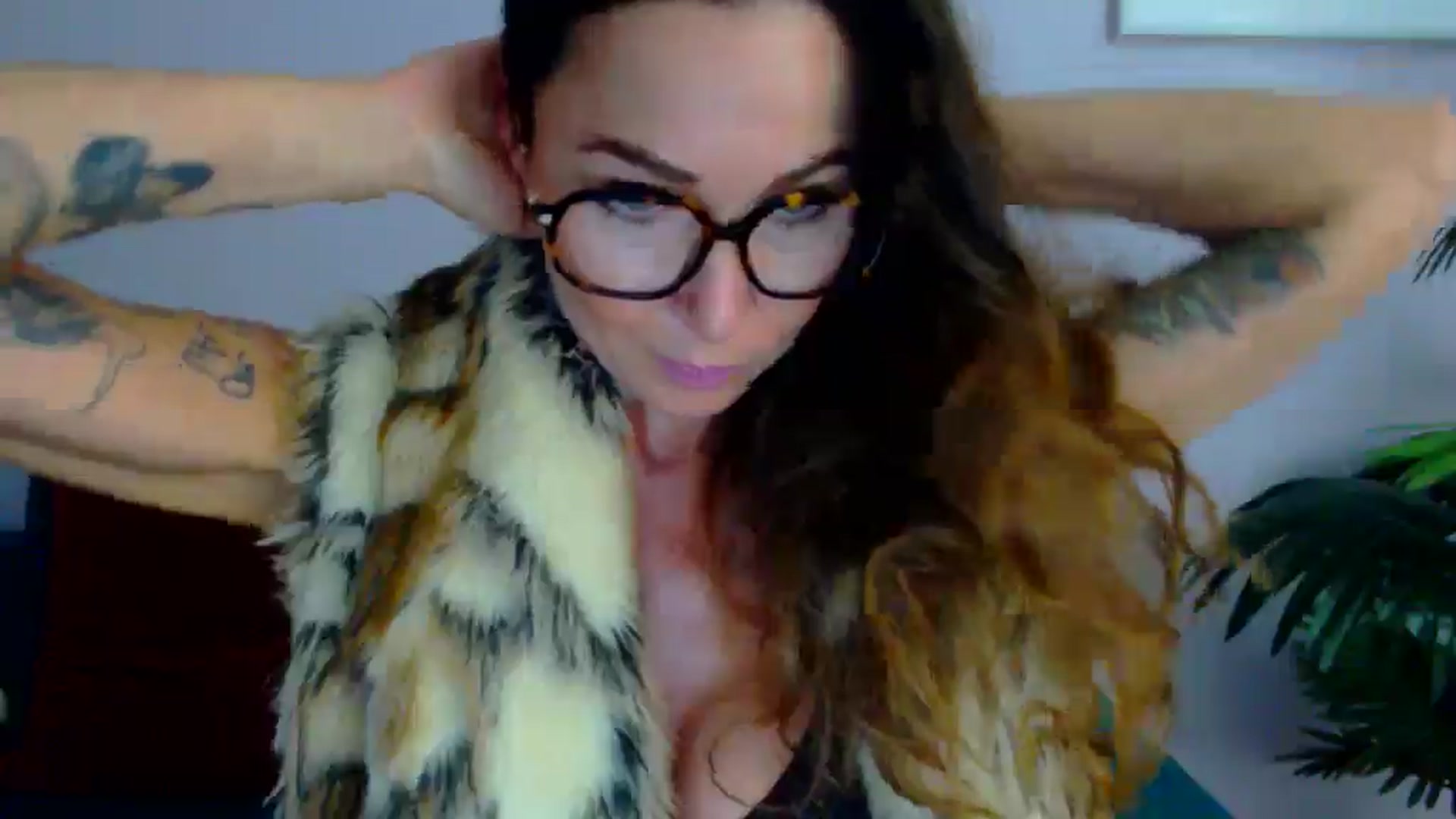 Gallery image thumbnail from Delilah_sweet's myfreecams stream on, 07/15/2025, 16:14 image 8 of 20