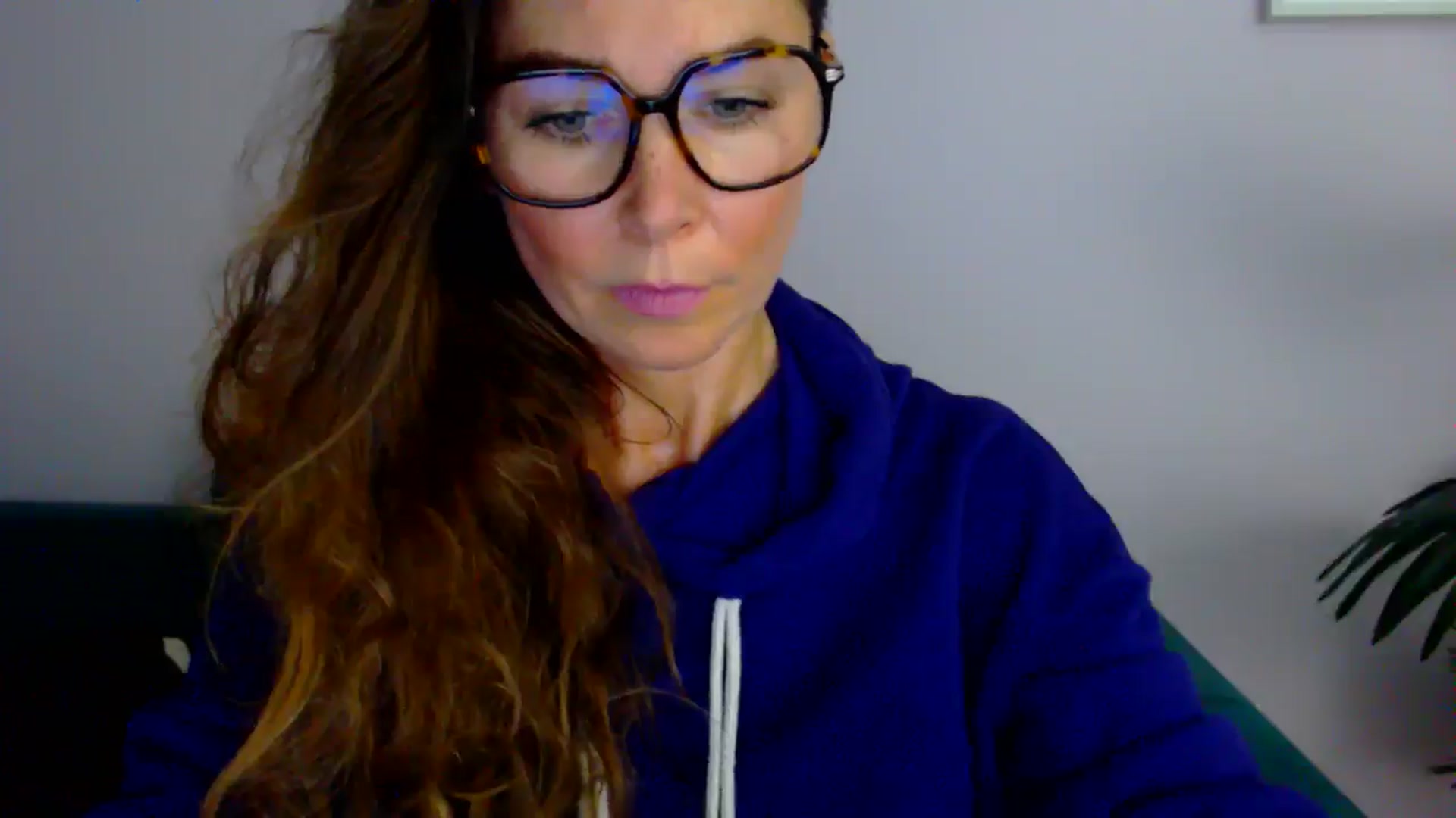 Gallery image thumbnail from Delilah_sweet's myfreecams stream on, 07/16/2025, 16:10 image 16 of 20