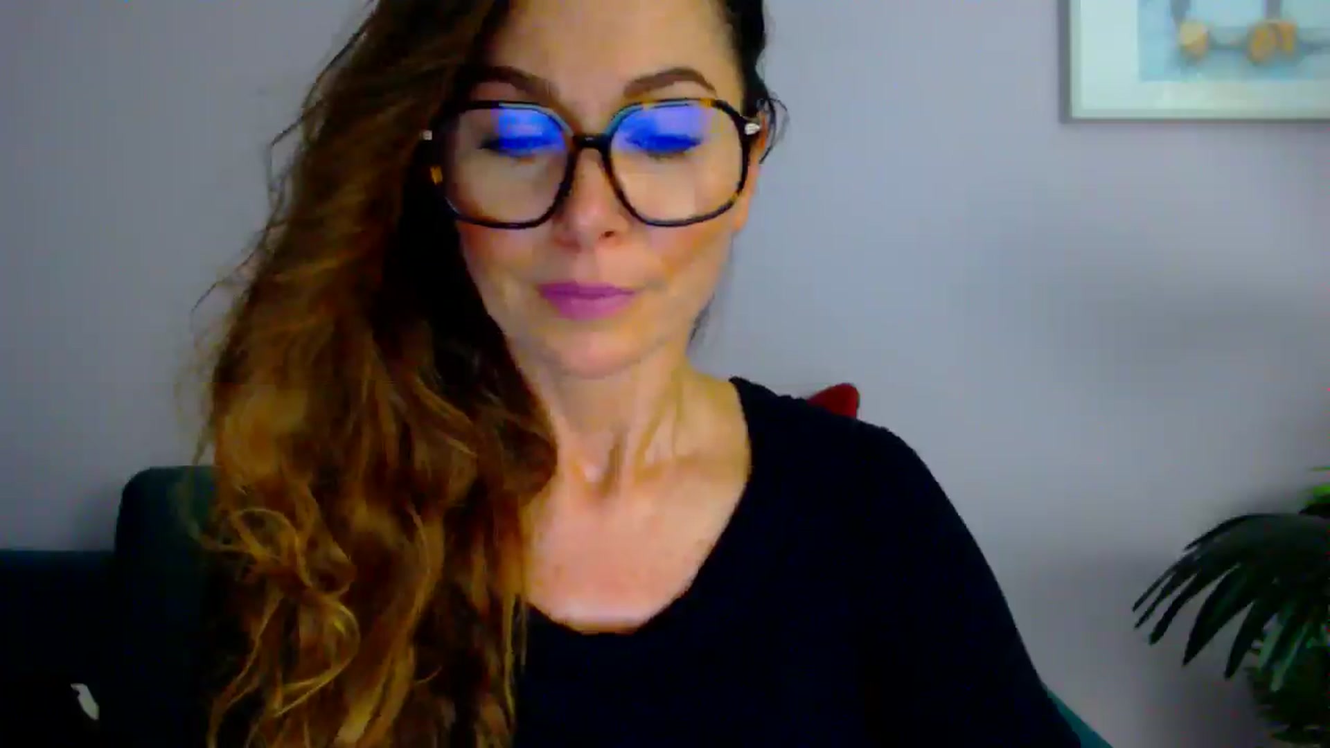 Gallery image thumbnail from Delilah_sweet's myfreecams stream on, 07/17/2025, 14:32 image 17 of 20