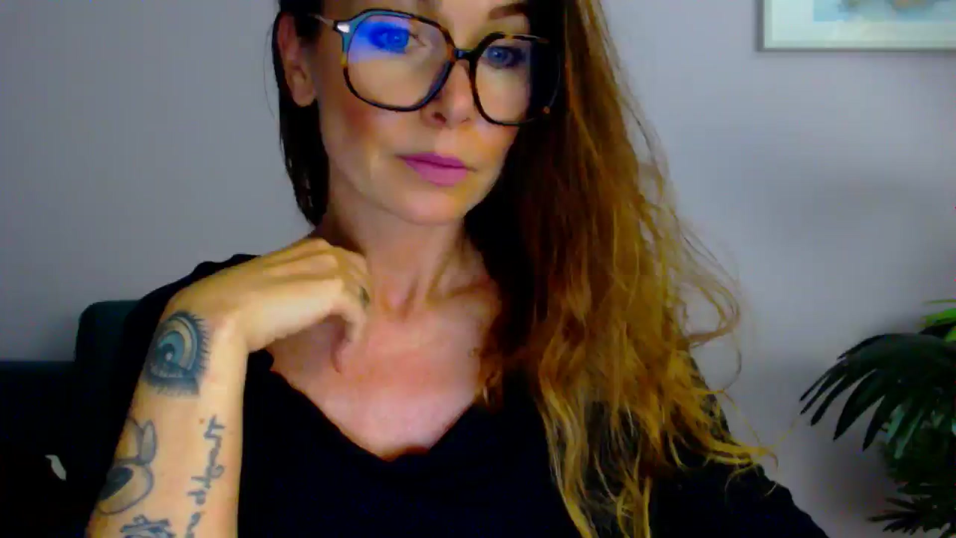 Gallery image thumbnail from Delilah_sweet's myfreecams stream on, 07/17/2025, 15:23 image 16 of 20