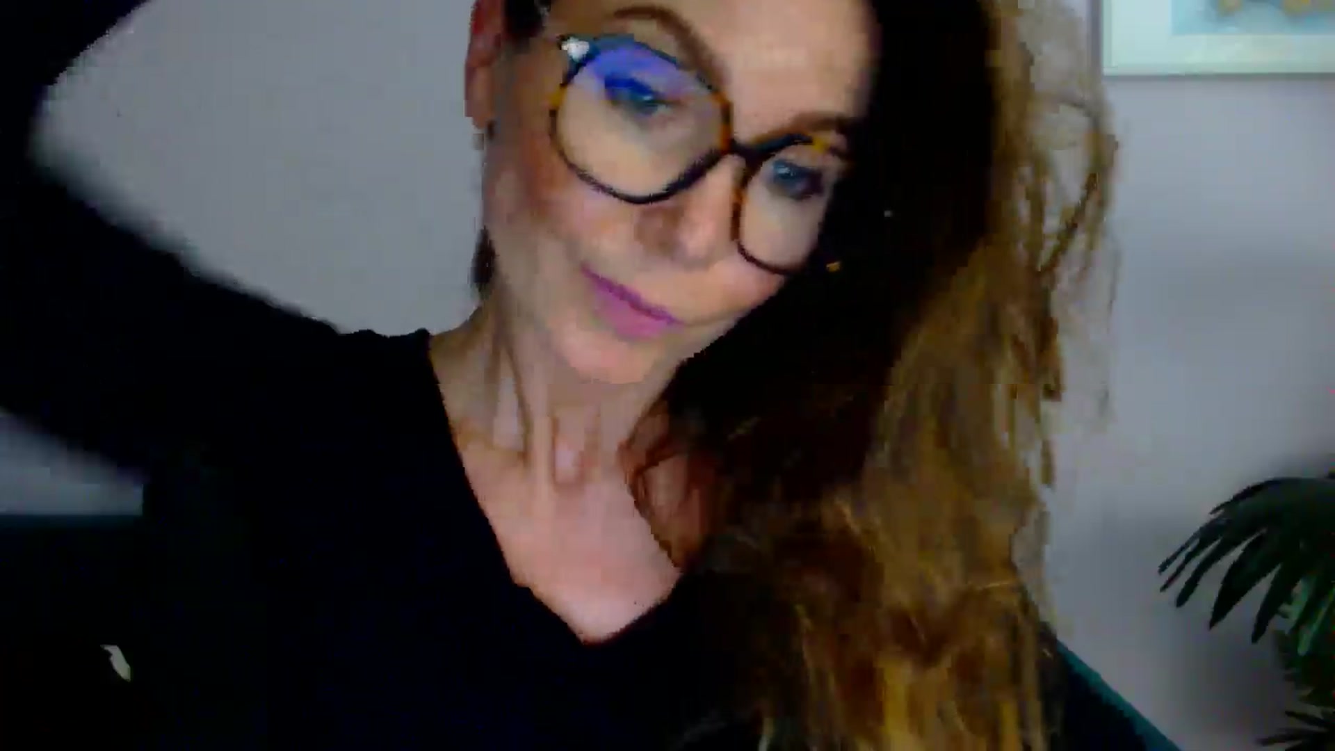 Gallery image thumbnail from Delilah_sweet's myfreecams stream on, 07/17/2025, 15:55 image 8 of 20