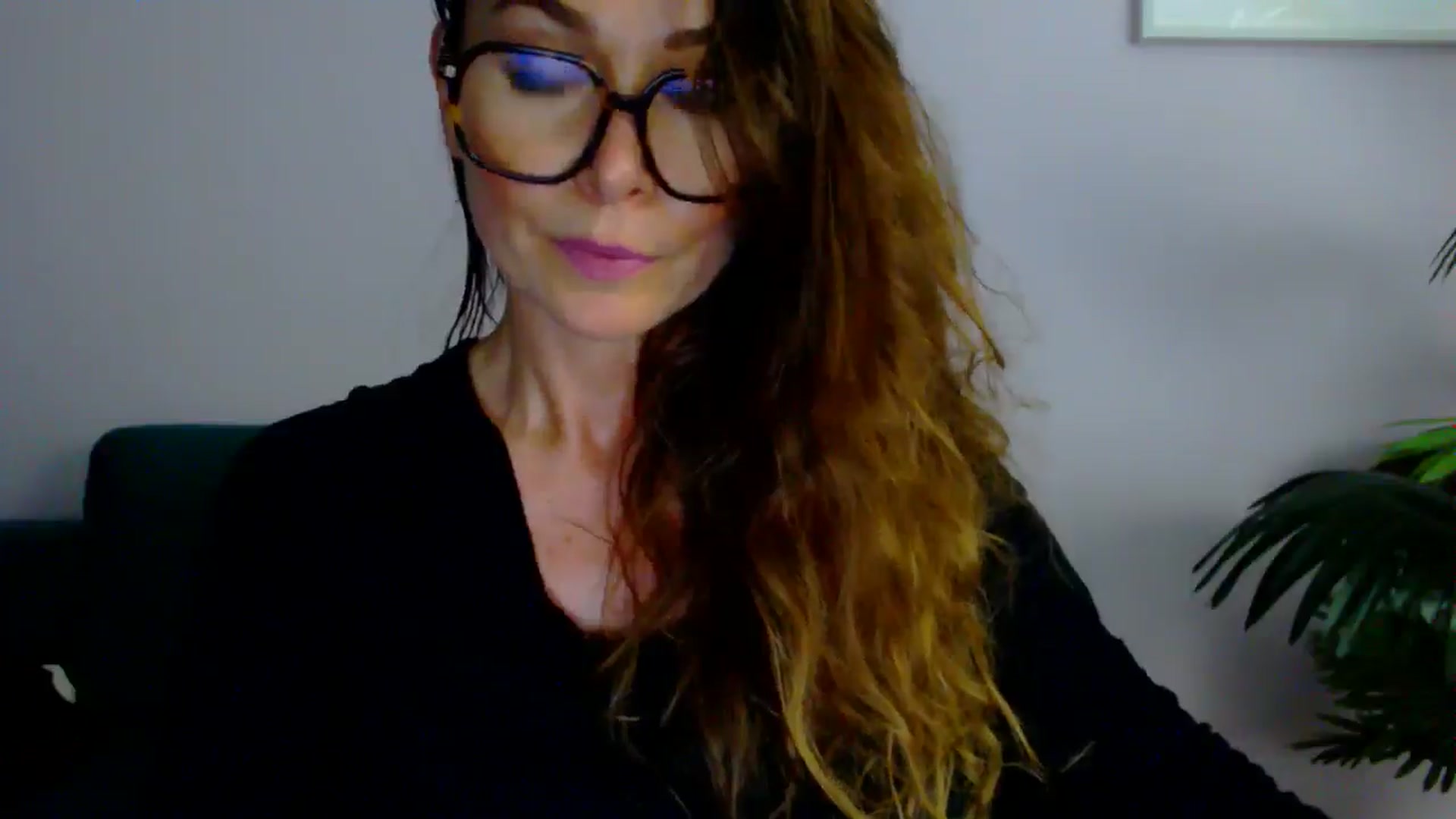 Gallery image thumbnail from Delilah_sweet's myfreecams stream on, 07/17/2025, 16:22 image 2 of 20