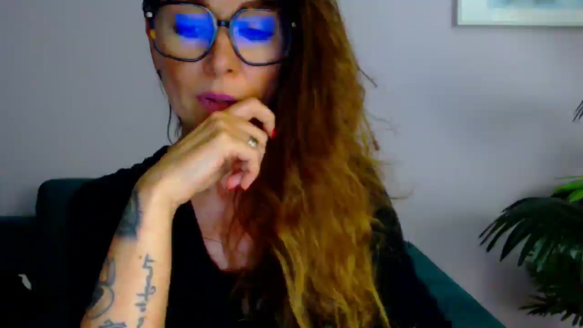 Gallery image thumbnail from Delilah_sweet's myfreecams stream on, 07/17/2025, 16:22 image 15 of 20