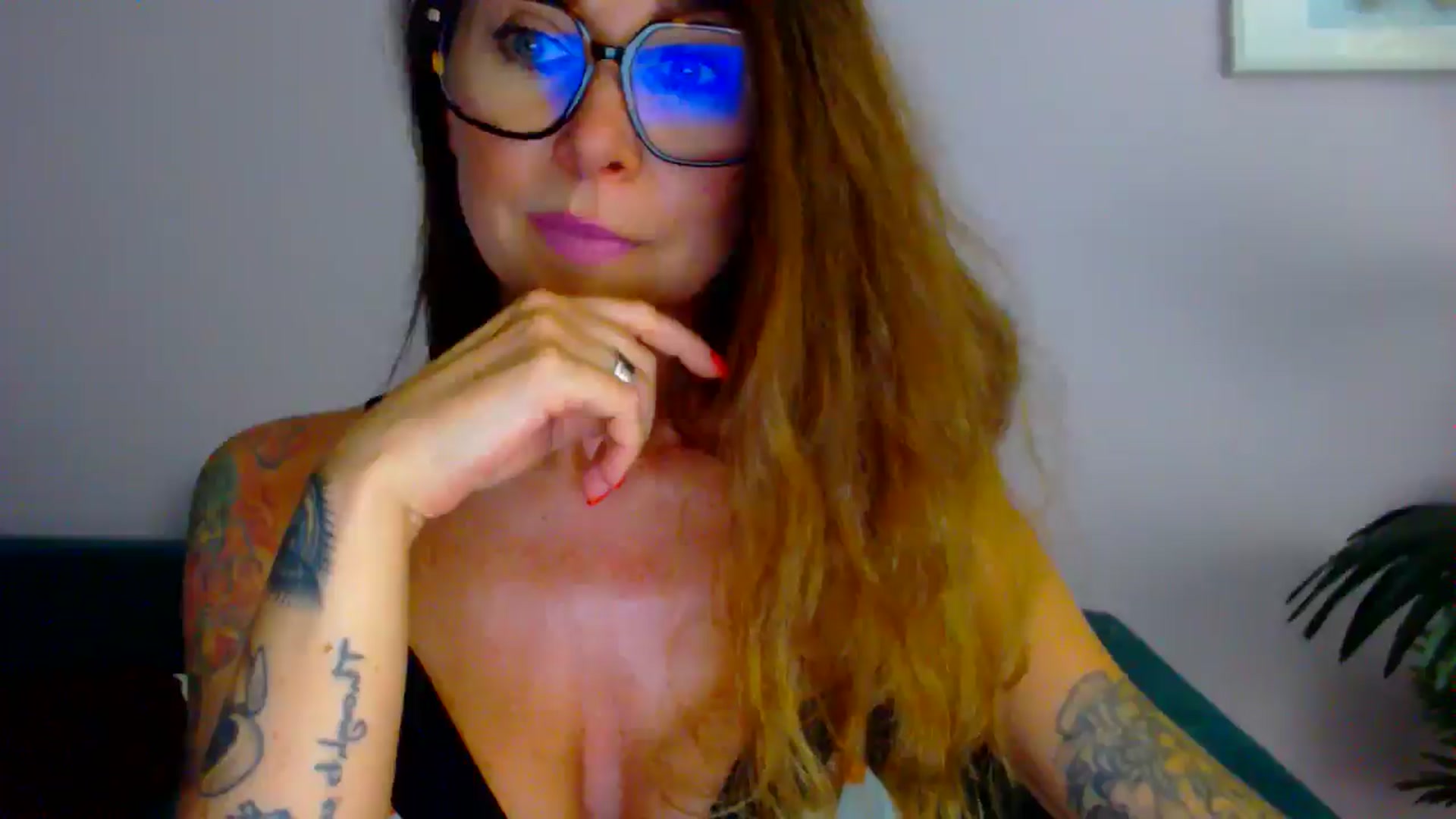 Gallery image thumbnail from Delilah_sweet's myfreecams stream on, 07/21/2025, 16:44 image 10 of 20