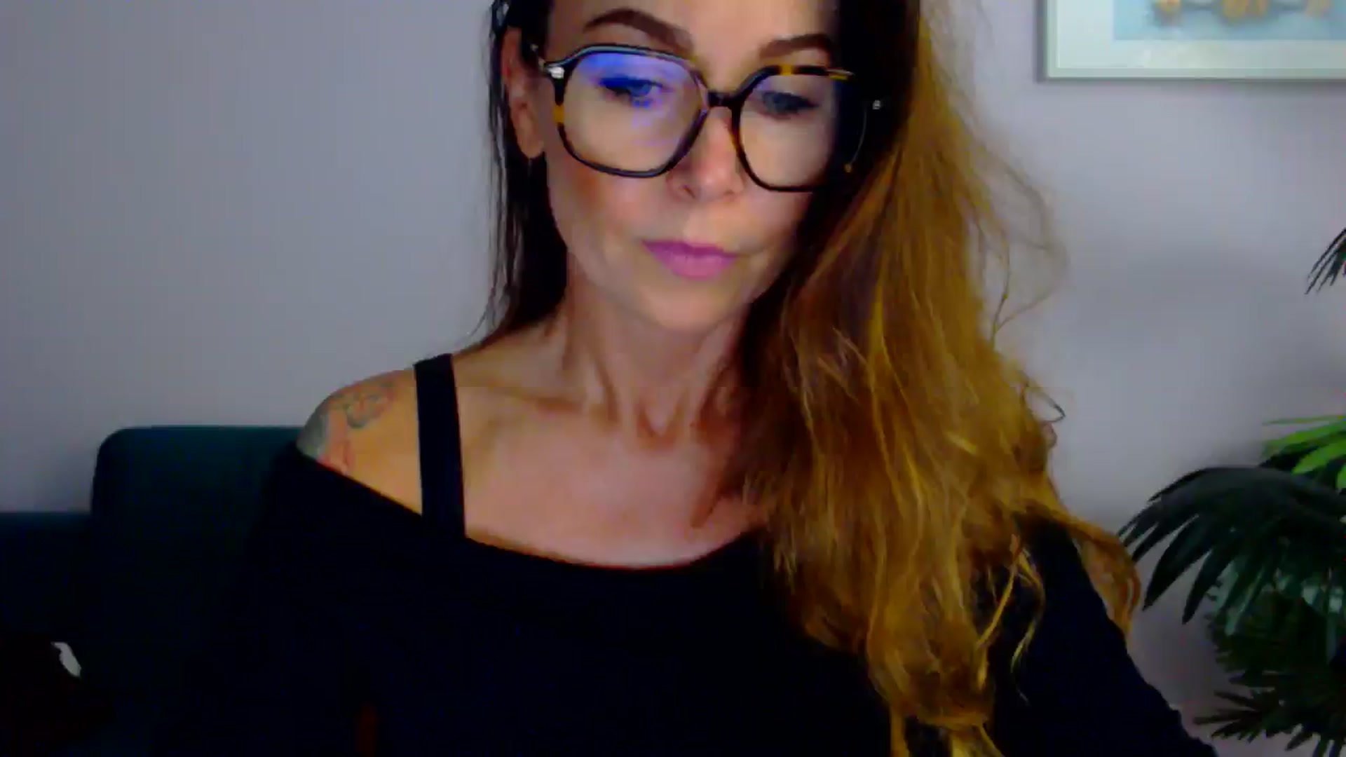 Gallery image thumbnail from Delilah_sweet's myfreecams stream on, 07/23/2025, 15:40 image 12 of 20