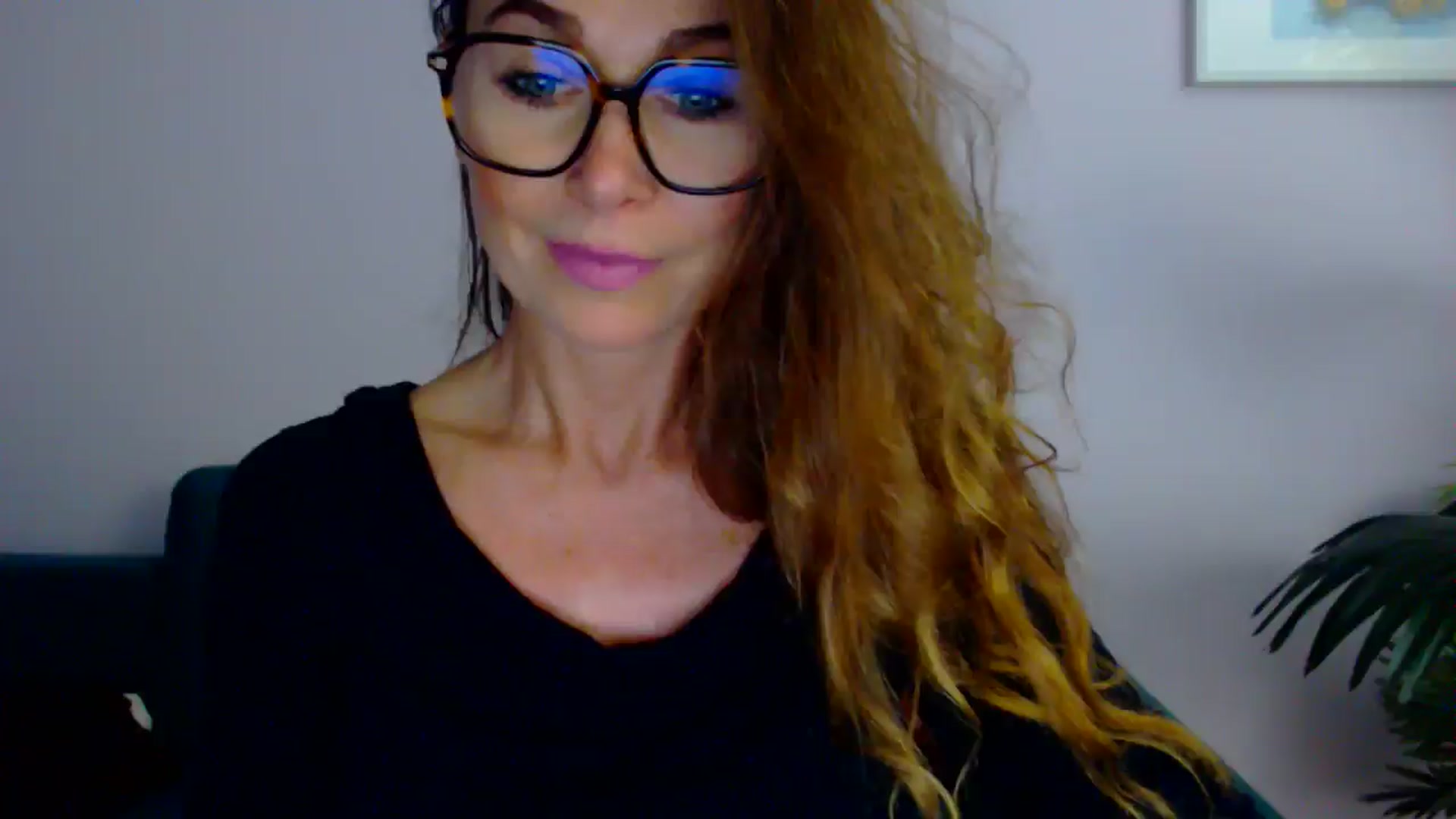 Gallery image thumbnail from Delilah_sweet's myfreecams stream on, 07/23/2025, 15:40 image 10 of 20
