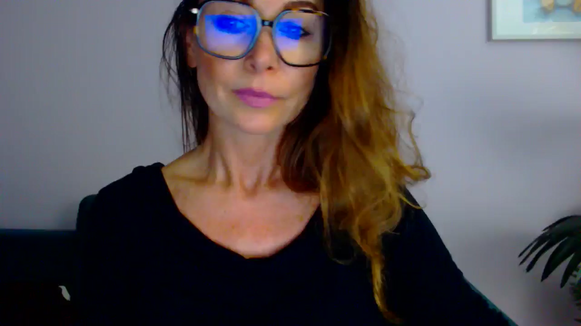Gallery image thumbnail from Delilah_sweet's myfreecams stream on, 07/23/2025, 15:40 image 1 of 20