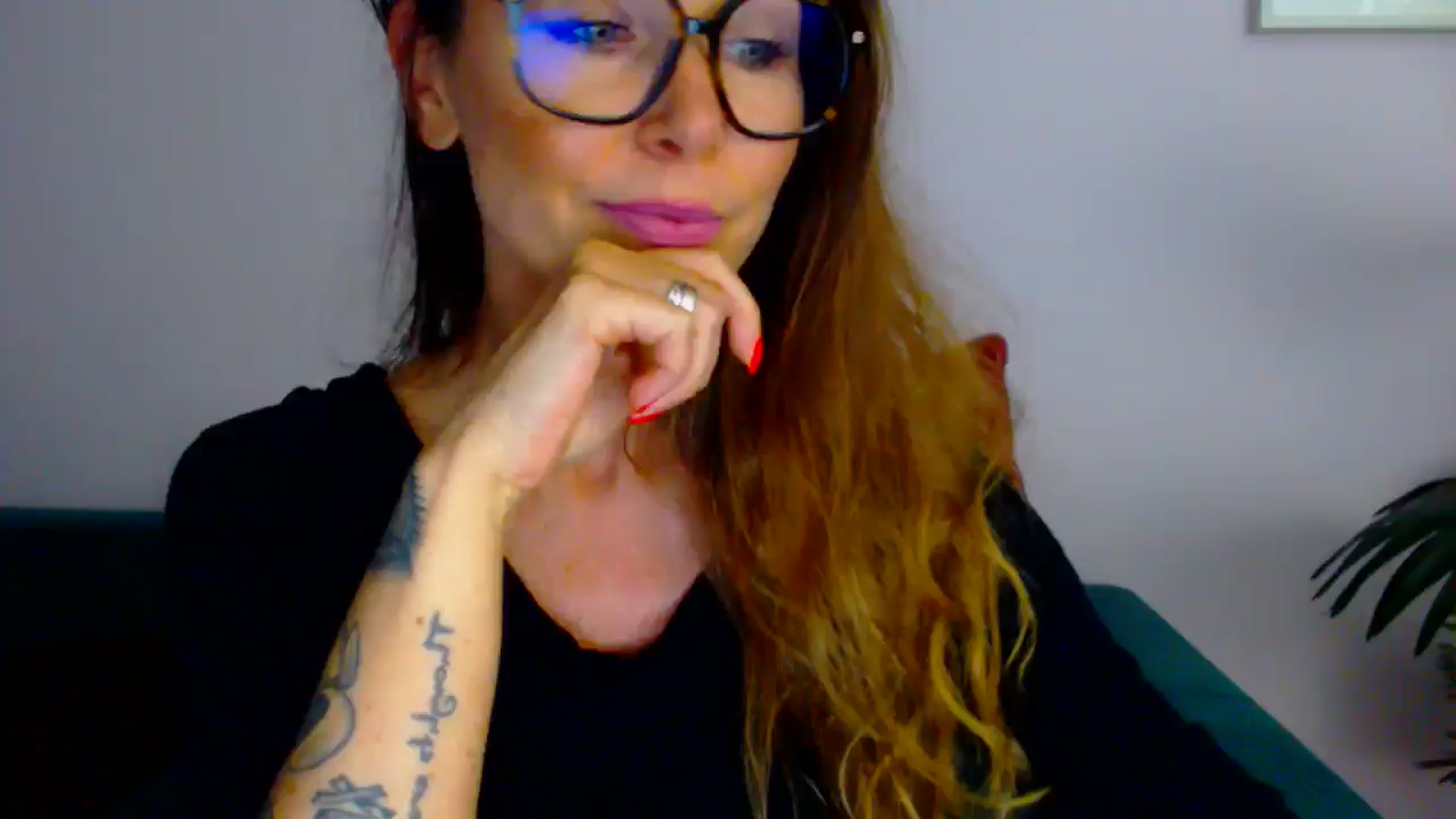 Gallery image thumbnail from Delilah_sweet's myfreecams stream on, 07/23/2025, 16:27 image 10 of 20