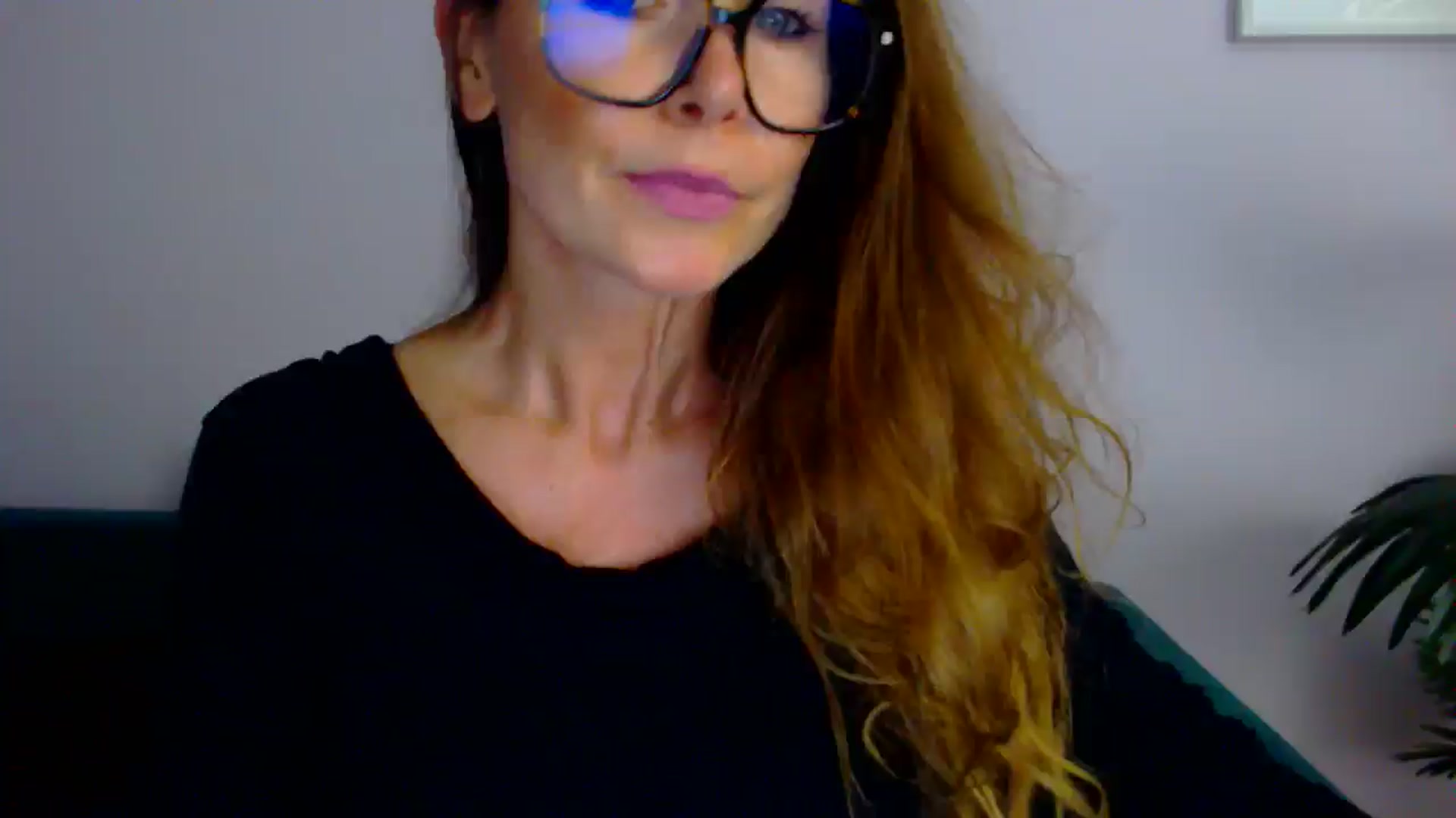 Gallery image thumbnail from Delilah_sweet's myfreecams stream on, 07/23/2025, 16:27 image 4 of 20