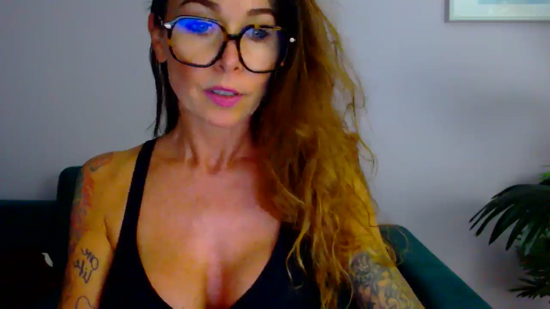Gallery image thumbnail from Delilah_sweet's myfreecams stream on, 07/23/2025, 17:36 image 3 of 20