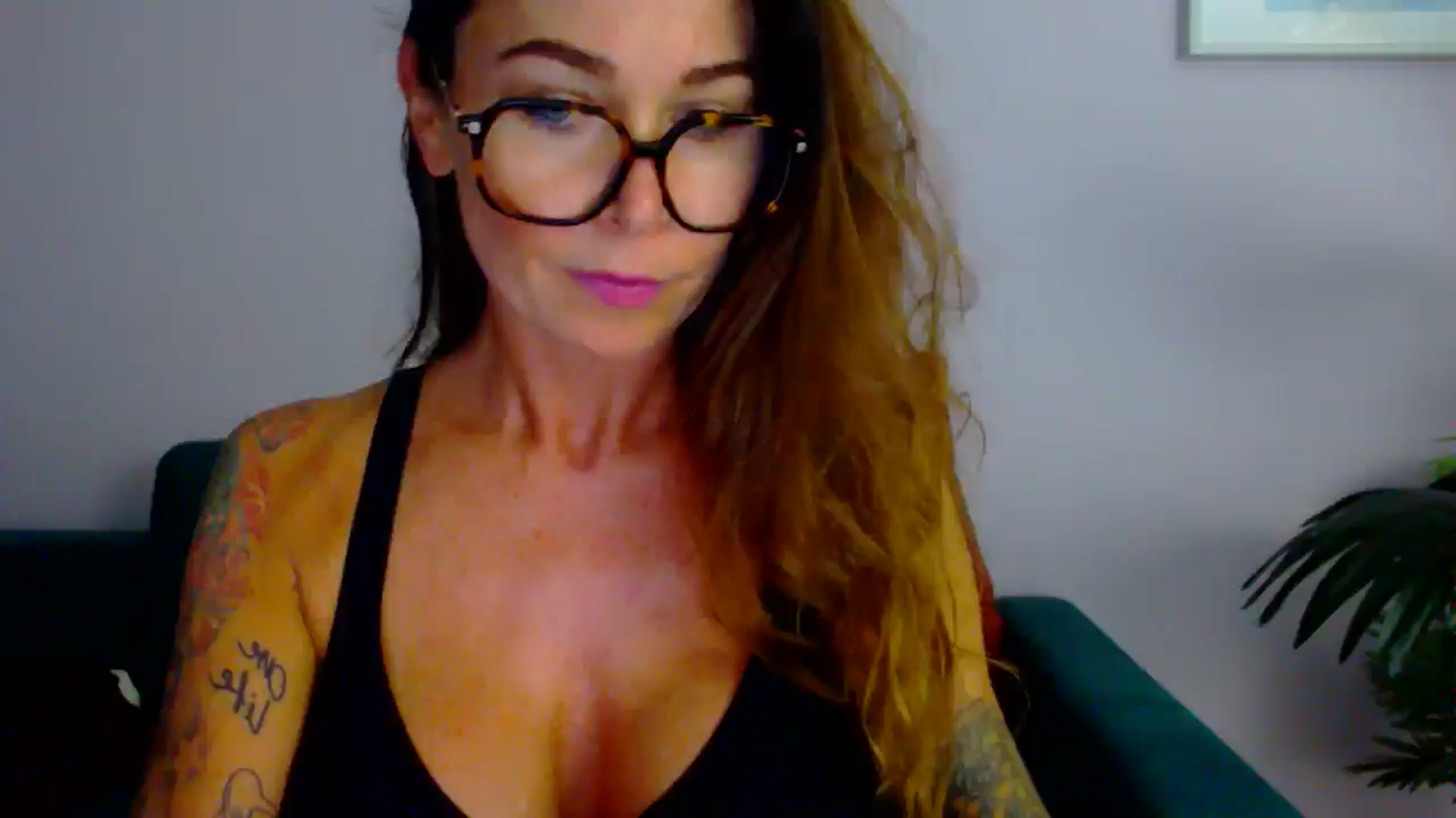 Gallery image thumbnail from Delilah_sweet's myfreecams stream on, 07/23/2025, 17:36 image 13 of 20