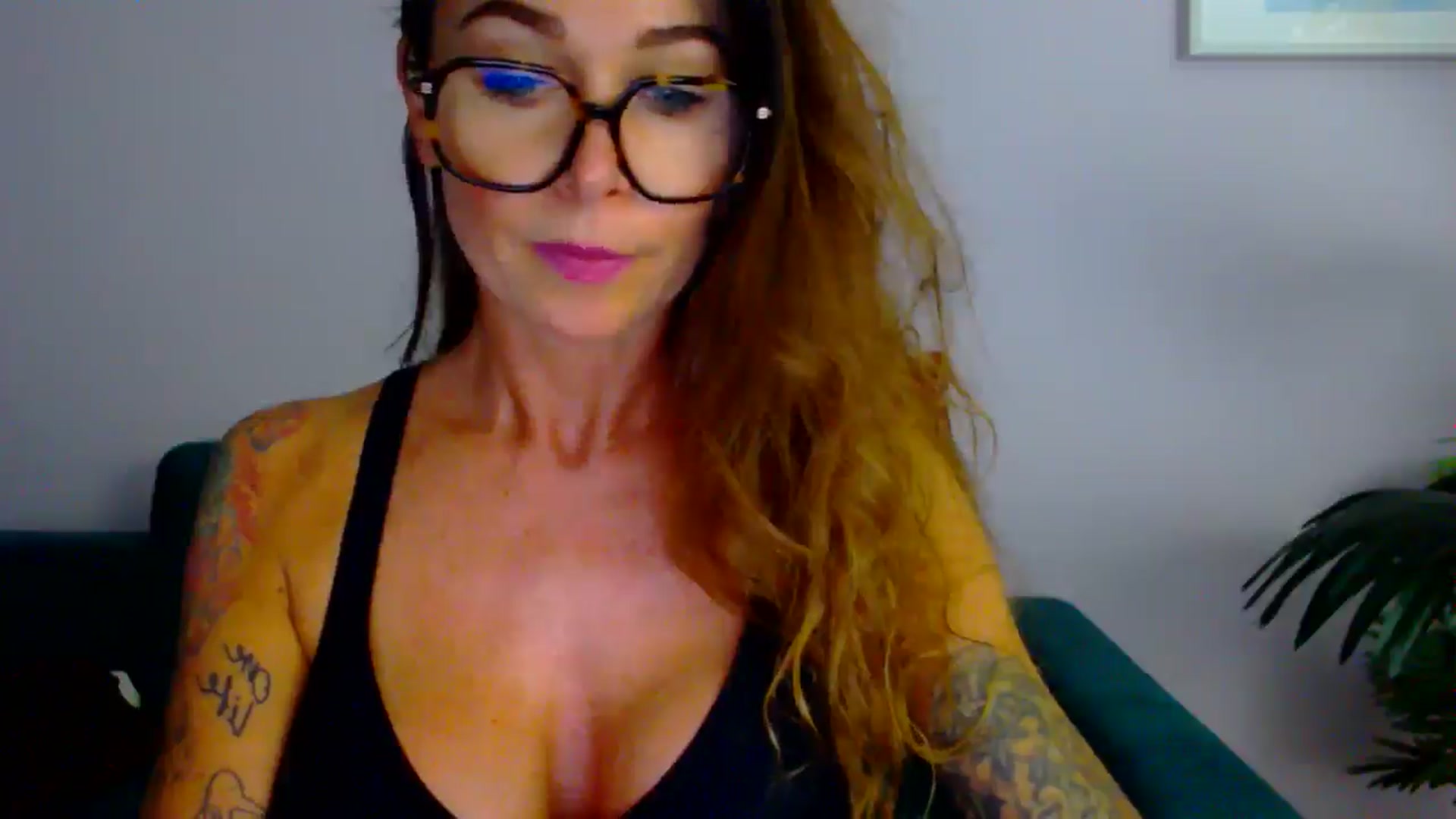 Gallery image thumbnail from Delilah_sweet's myfreecams stream on, 07/23/2025, 17:36 image 6 of 20