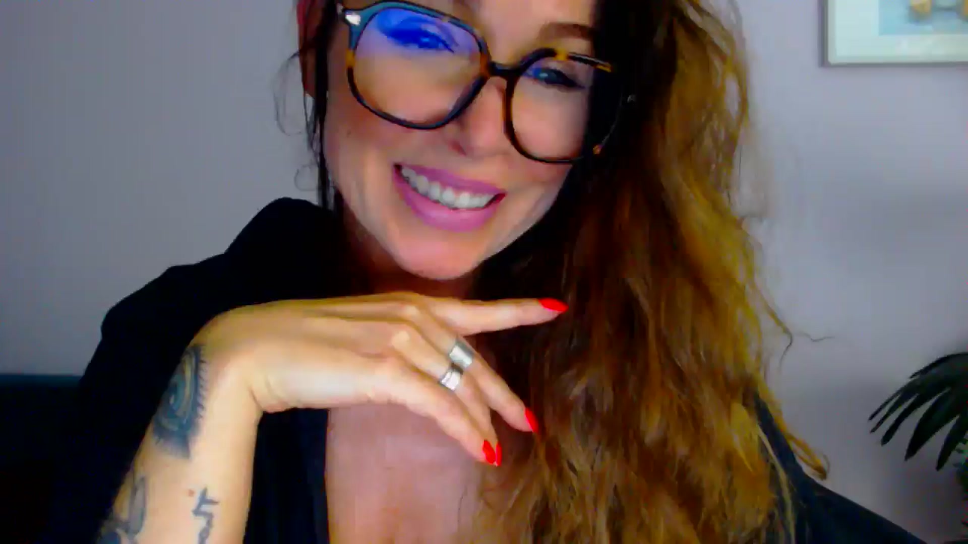 Gallery image thumbnail from Delilah_sweet's myfreecams stream on, 07/29/2025, 16:16 image 19 of 20