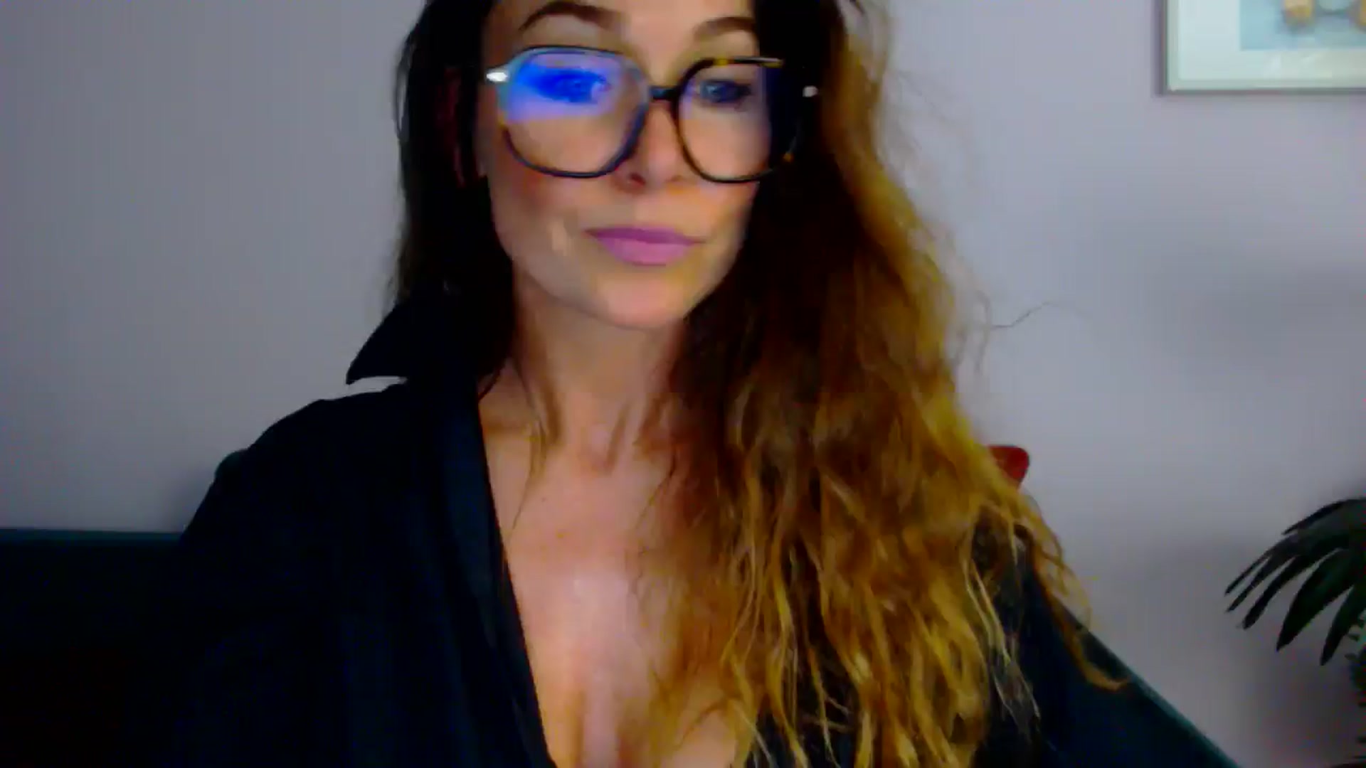 Gallery image thumbnail from Delilah_sweet's myfreecams stream on, 07/29/2025, 16:16 image 9 of 20