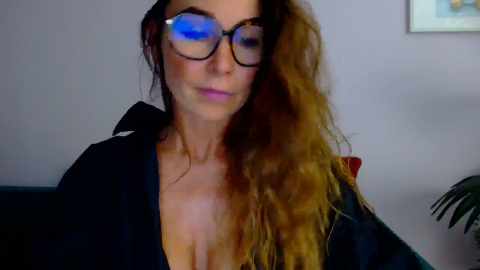 Gallery image thumbnail from Delilah_sweet's myfreecams stream on, 07/29/2025, 16:16 image 20 of 20